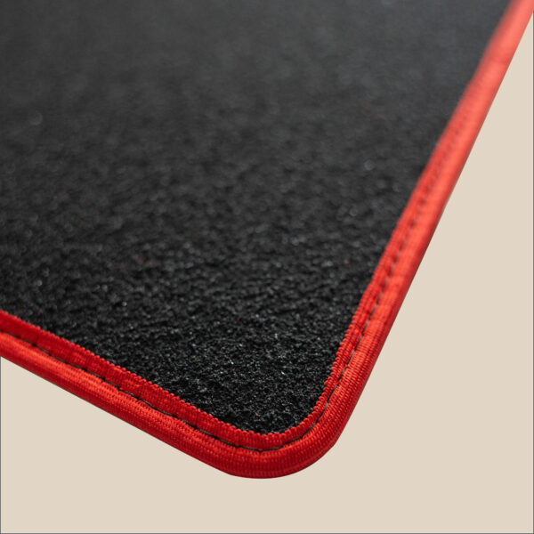 tapis de coffre rouge voitures anciennes youngtimers