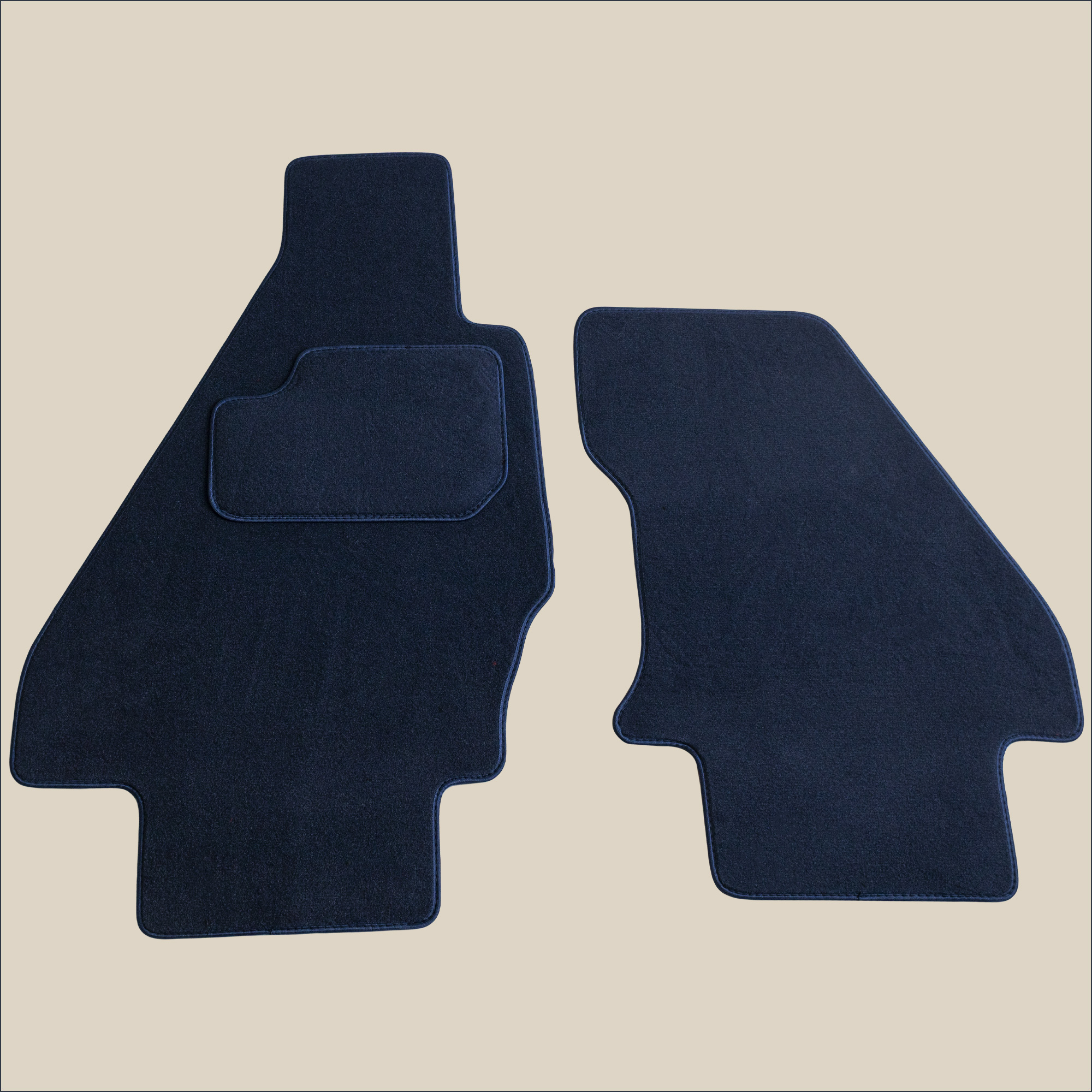 tapis avant bleu marine ferrari dino 308 gt4