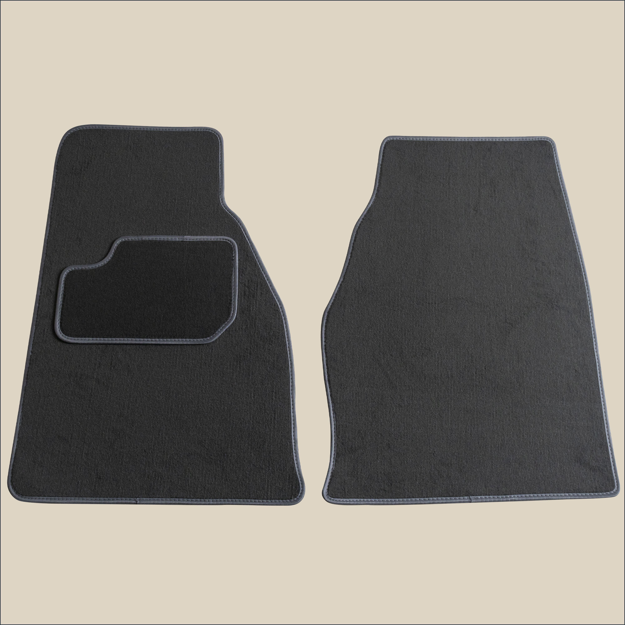 tapis avant gris jaguar type e