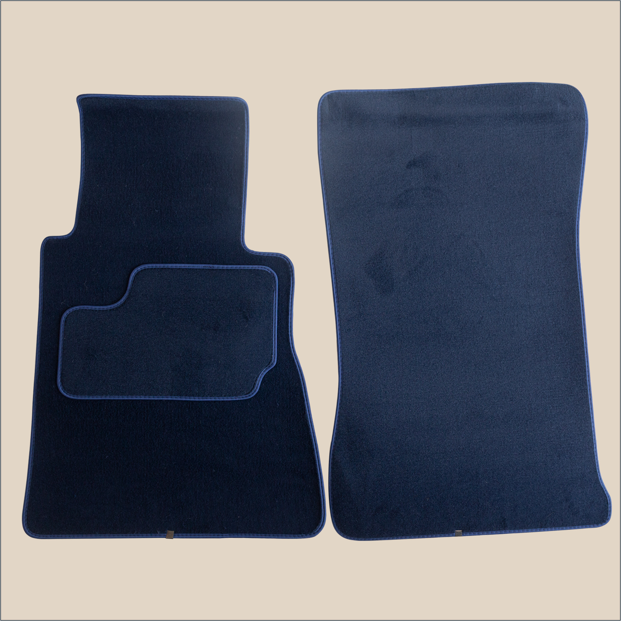 tapis marine avant mercedes w123