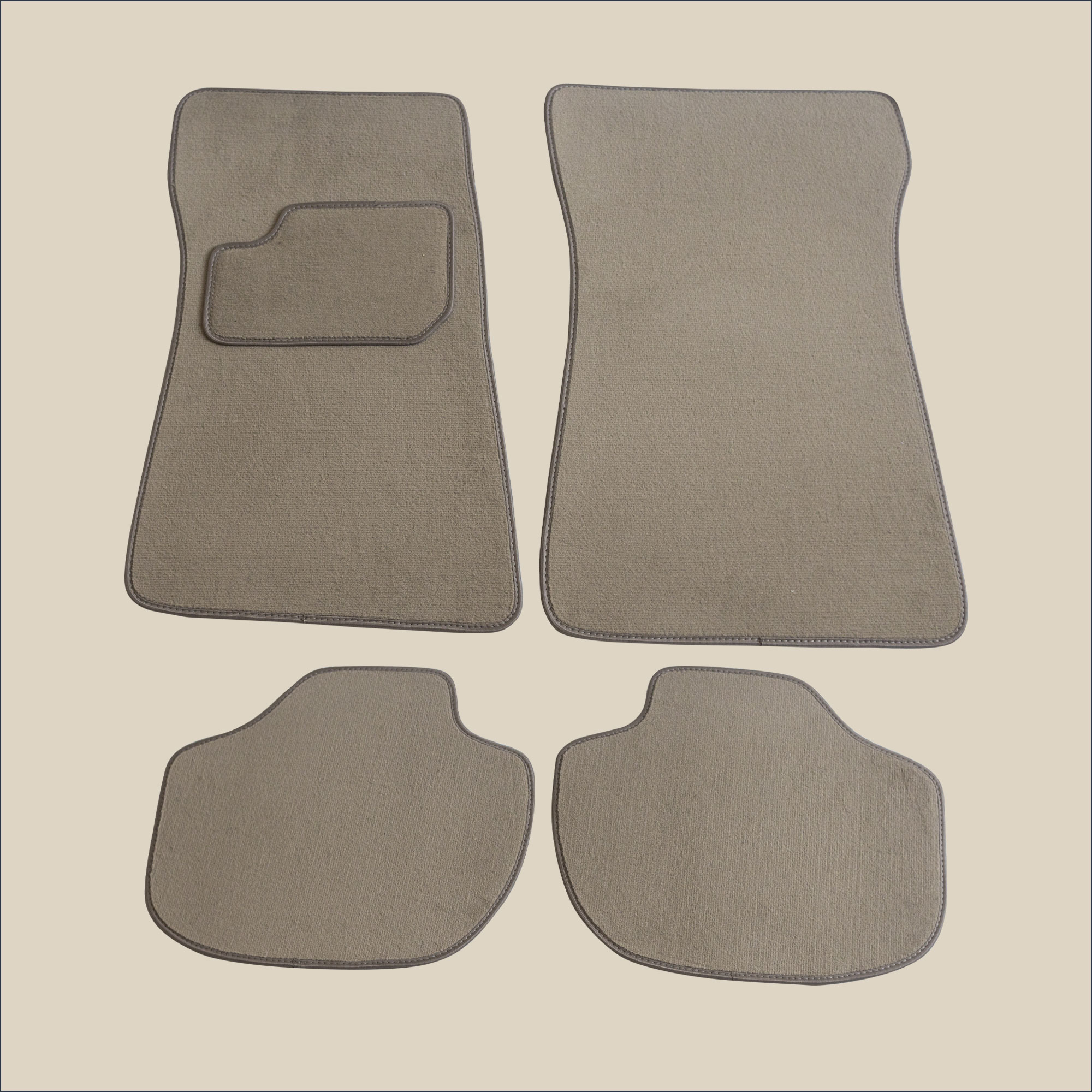 tapis beige ford capri
