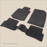 tapis moquette ancienne surpiqure rouge