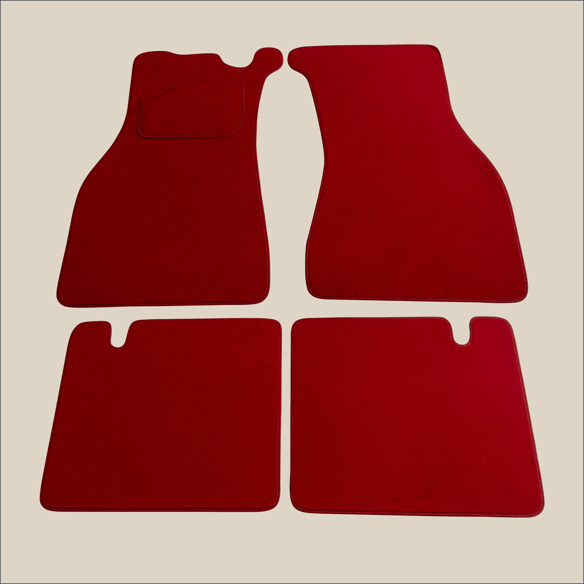 tapis rouge peugeot 403