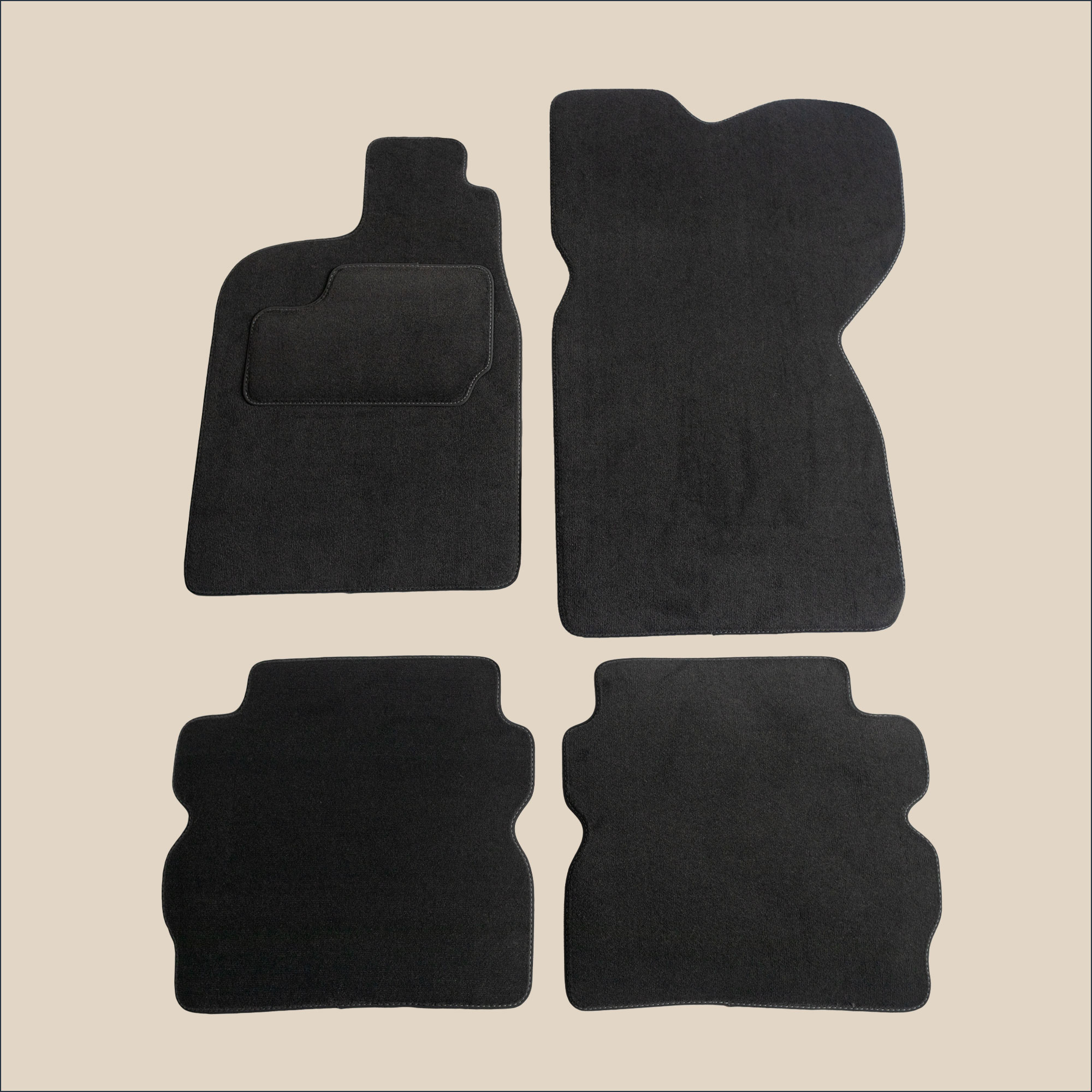 tapis surpiqure gris alfa romeo 33