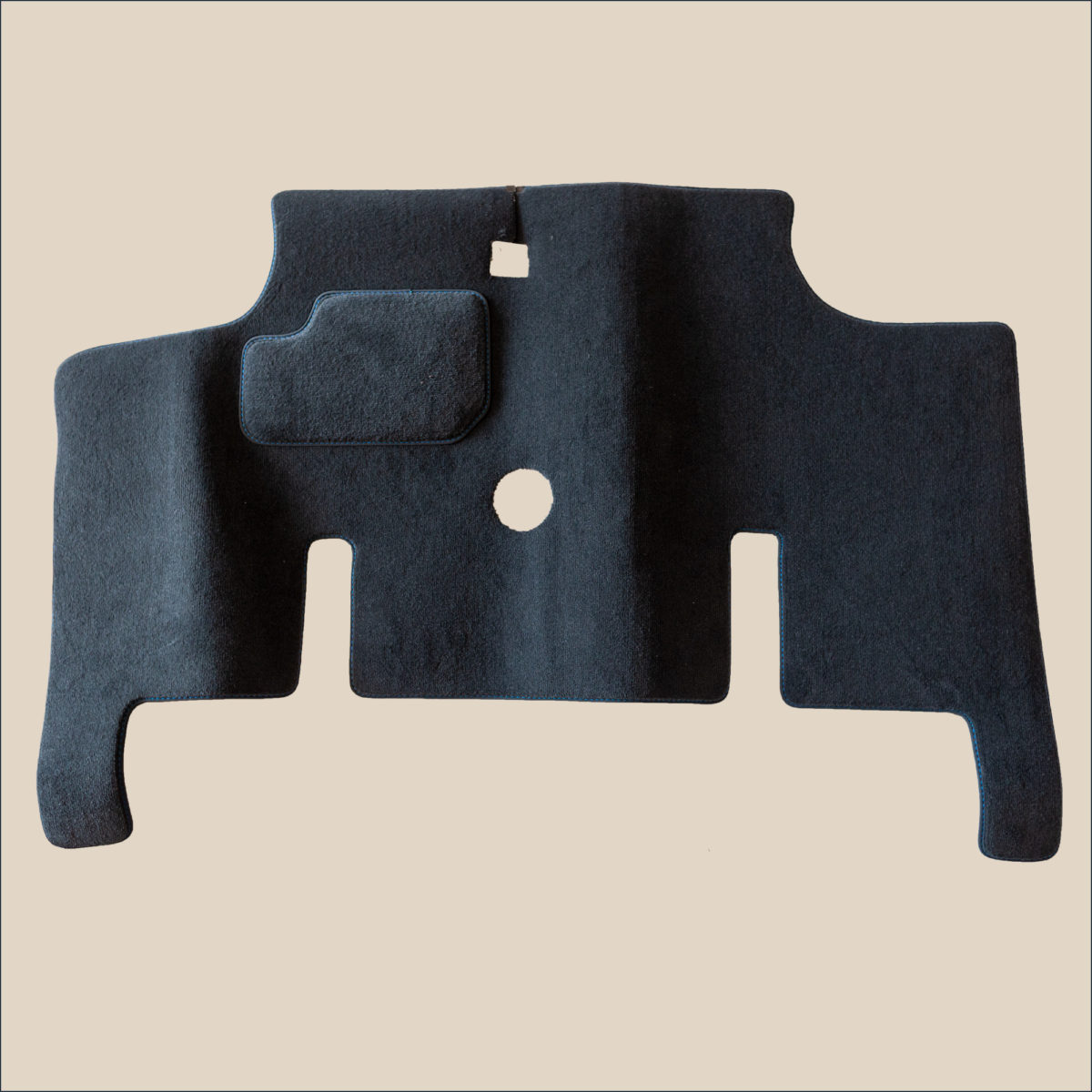 Tapis Avant Renault Dauphine 1956 1967 Retroaccessoires tapis-avant-renault-dauphine-1956-1967-retroaccessoires