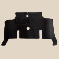 tapis avant dauphine surpiqure rouge