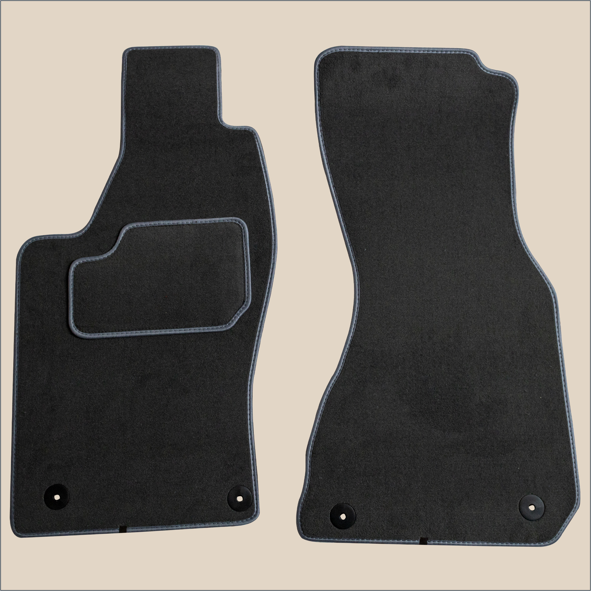 Tapis avant Audi 200 gris