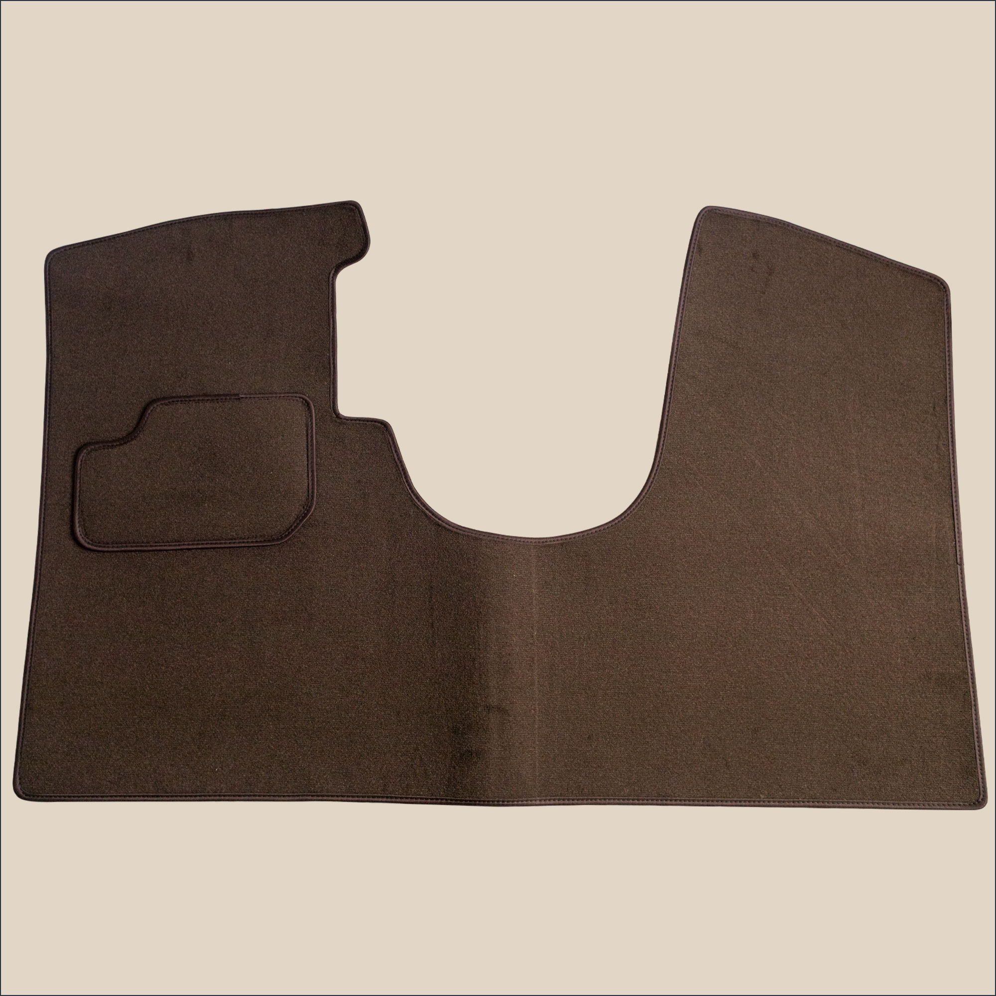 tapis avant citroen ds boite auto marron