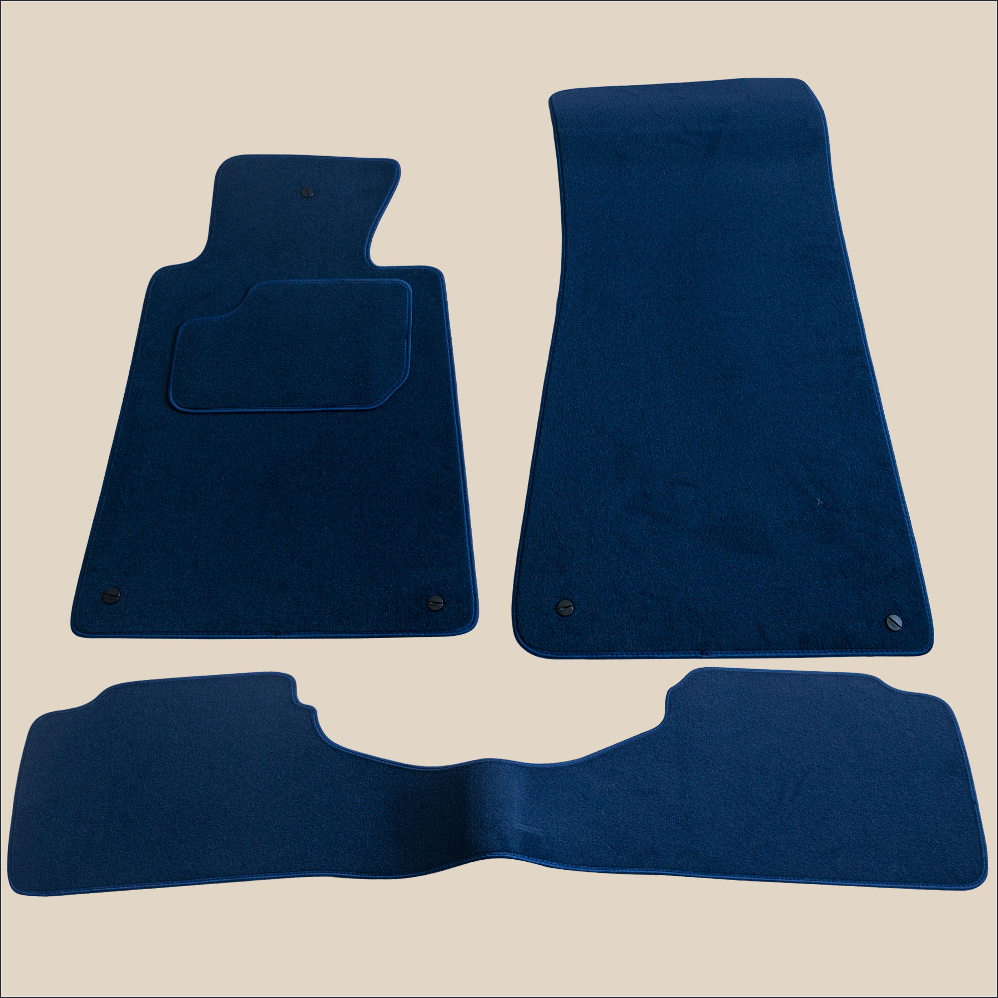 tapis bleu marine bmw serie 5 E34