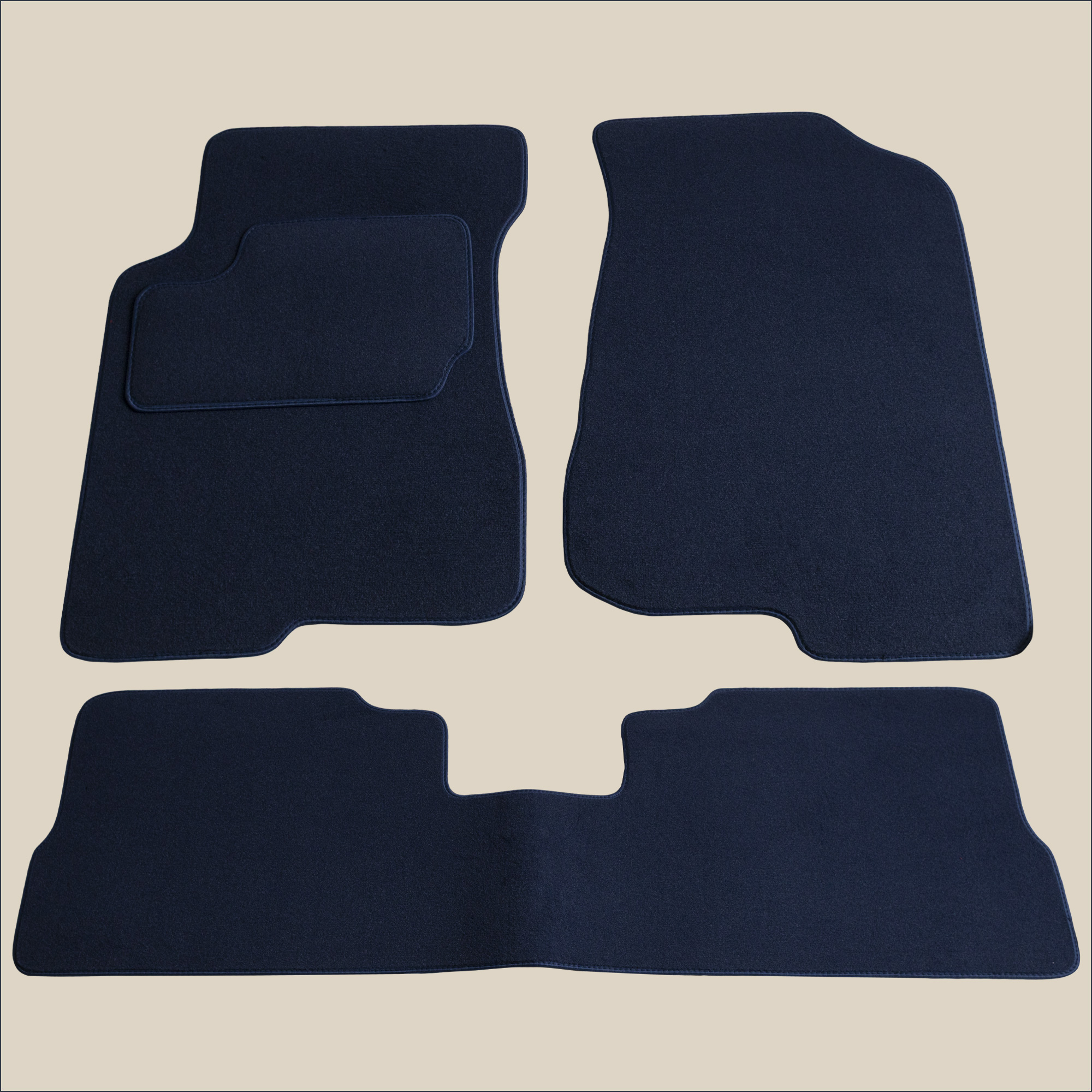tapis bleu marine volvo 240