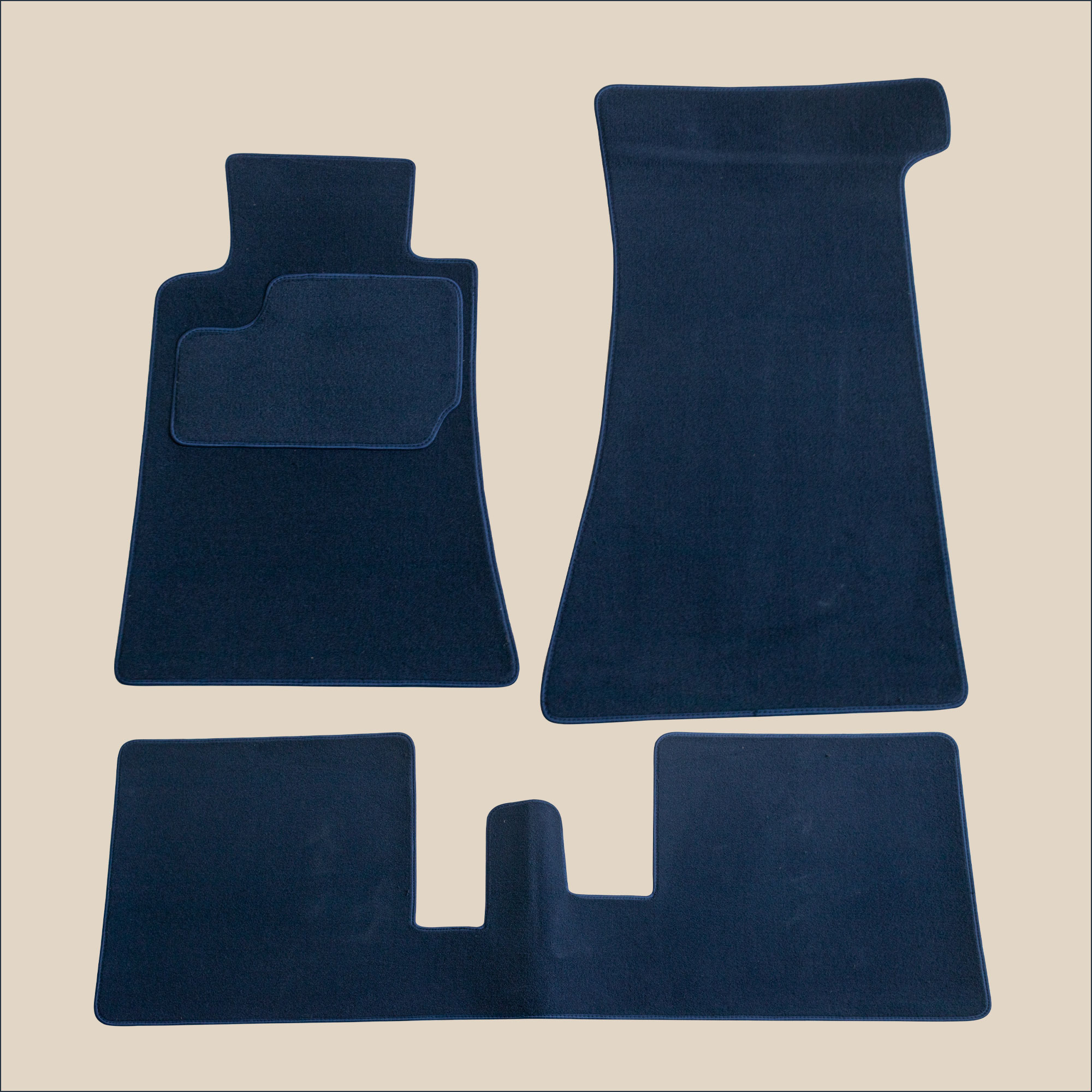 tapis mercedes sl w107 couleurs marine