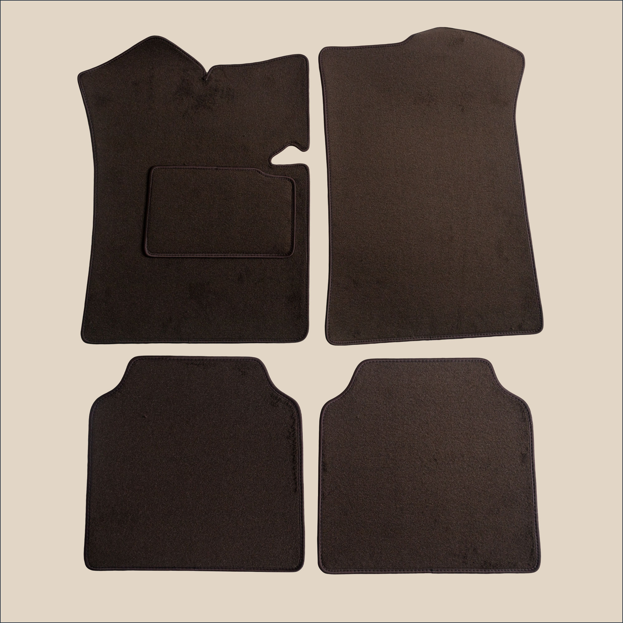 tapis marron renault 20