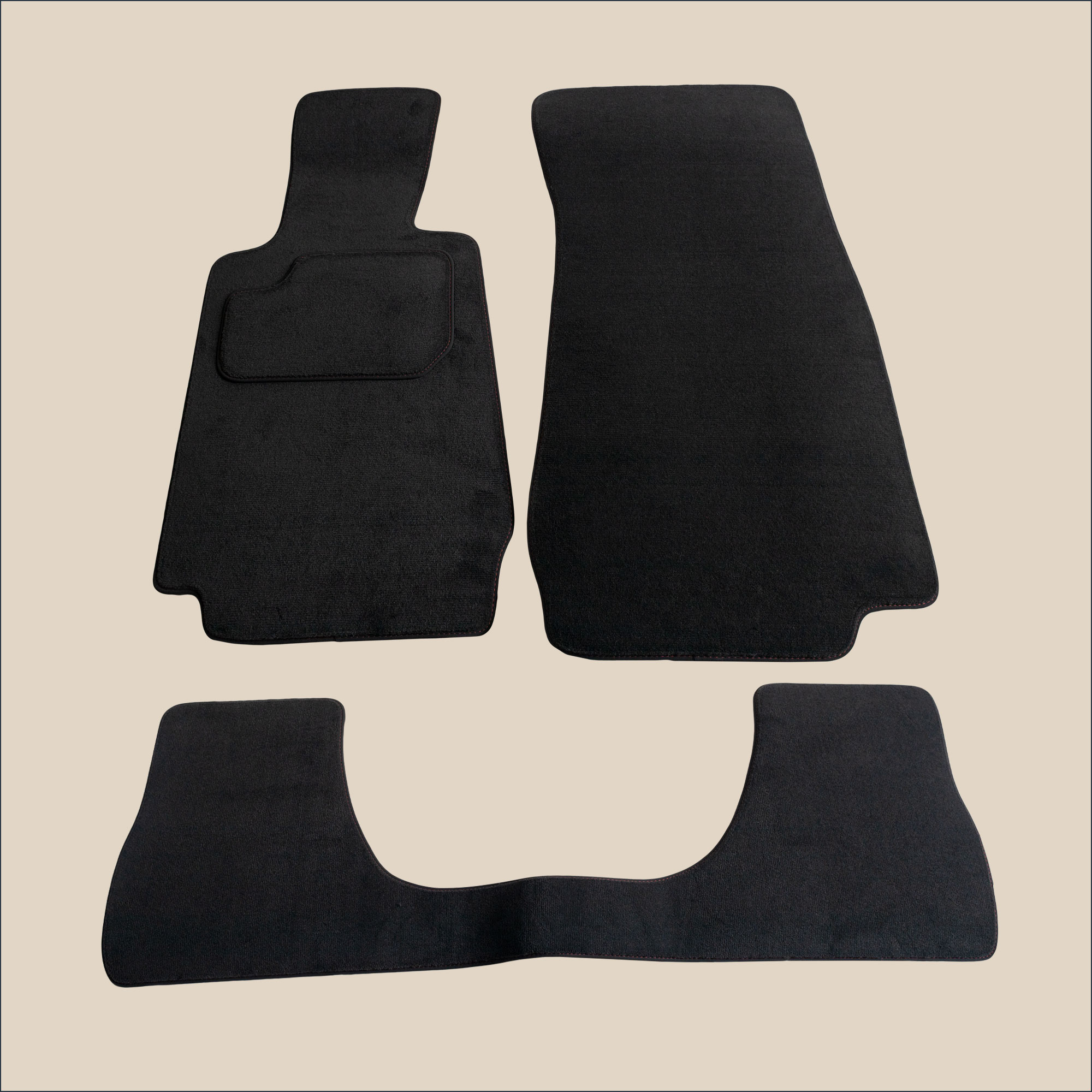 tapis surpiqure rouge bmw serie 3 e30 cabriolet