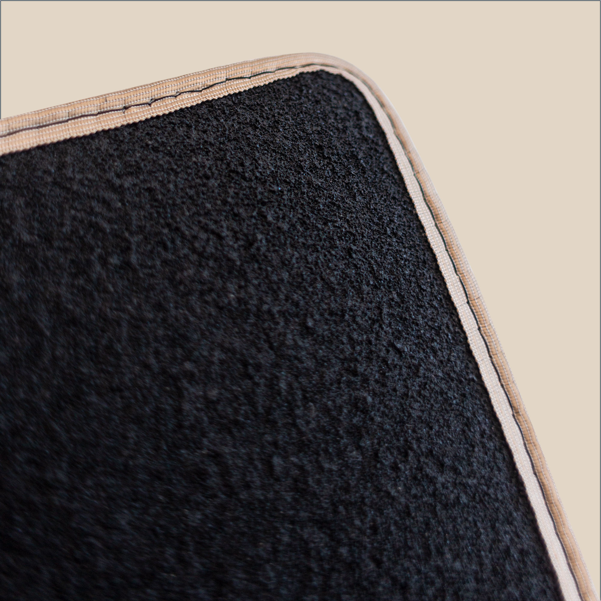 moquette beige voitures anciennes