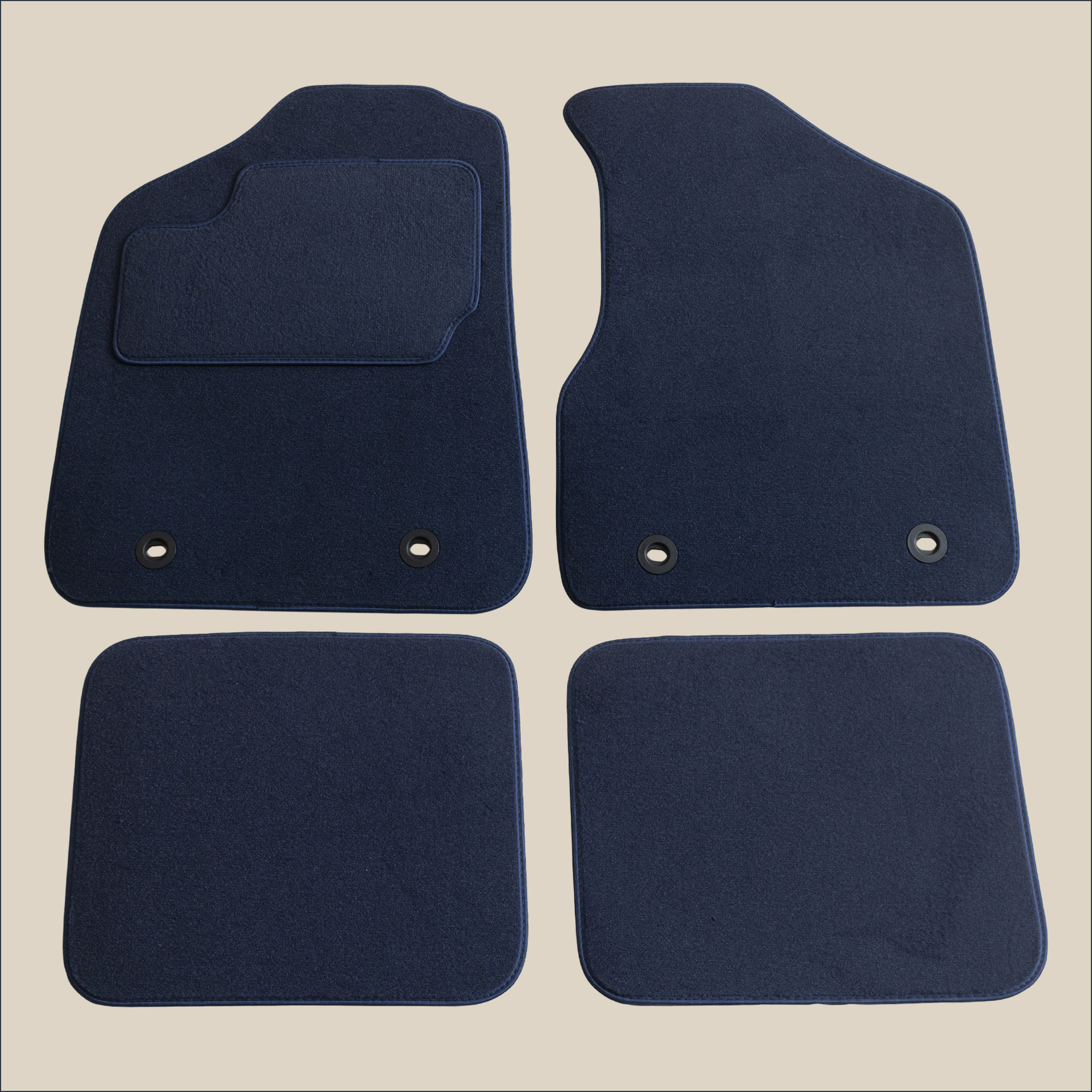 tapis bleu marine maserati ghibli