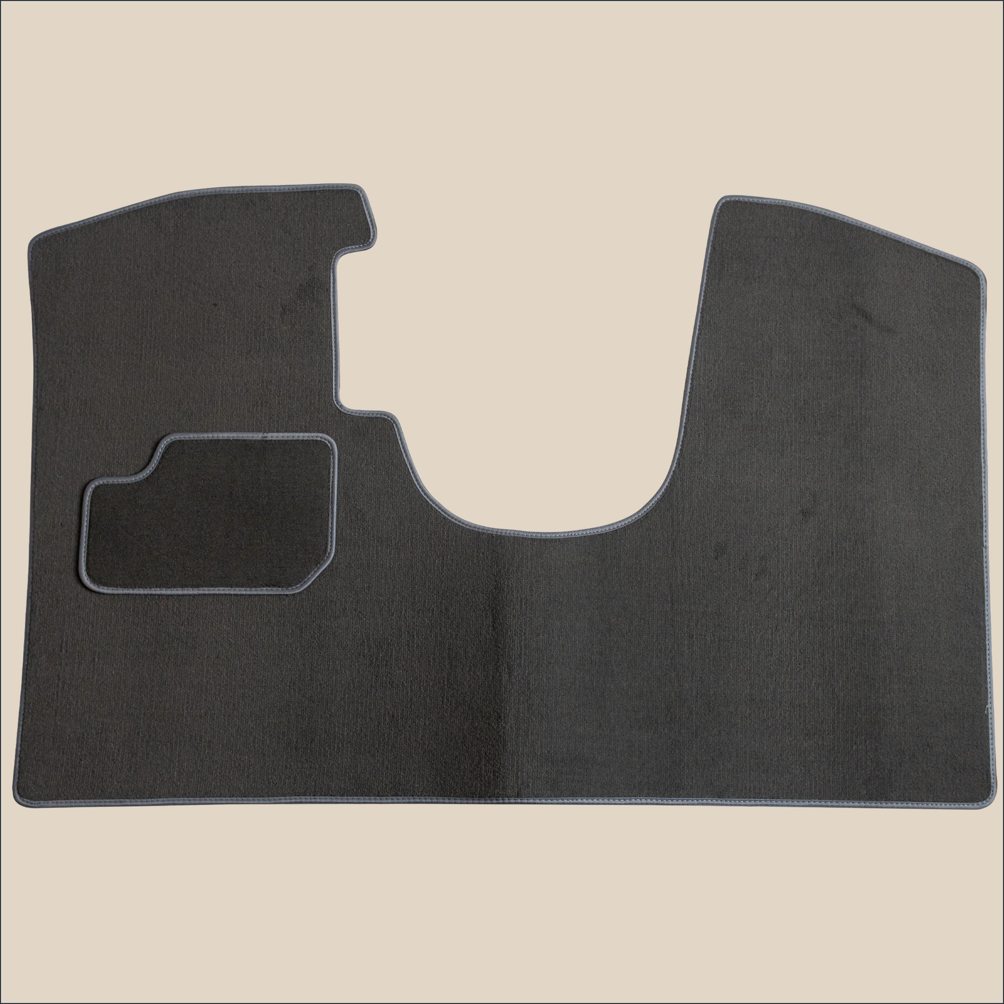 tapis avant gris citroen-id boite automatique