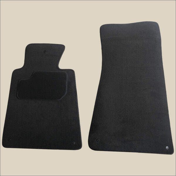 tapis avant surpiqure gris bmw serie 5 e34