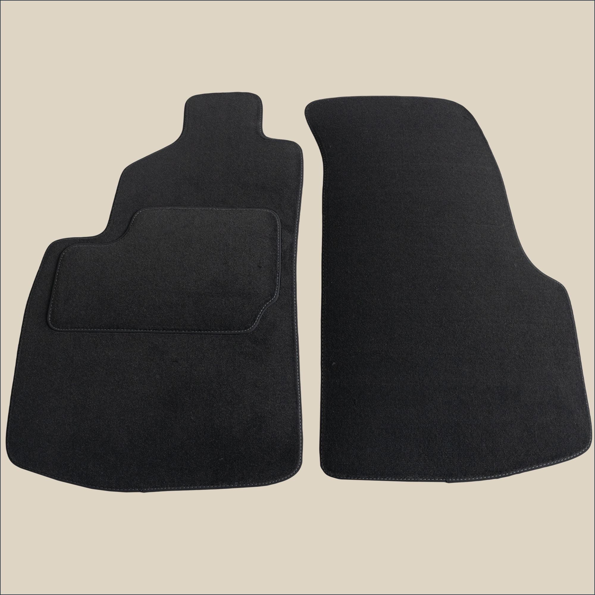 tapis avant surpiqure gris volkswagen golf 1 cabriolet