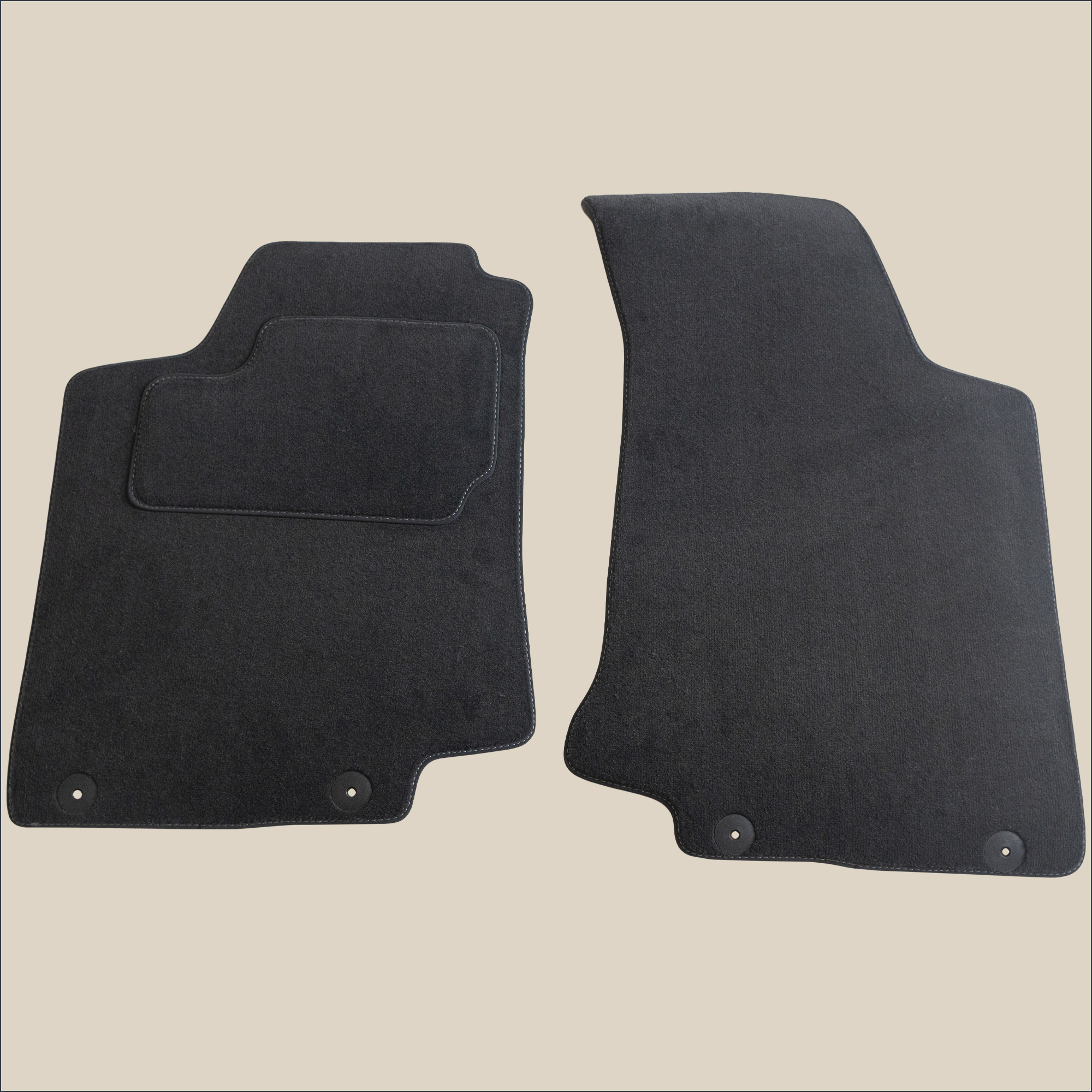 tapis avant surpiqure gris volkswagen golf 3 vr6