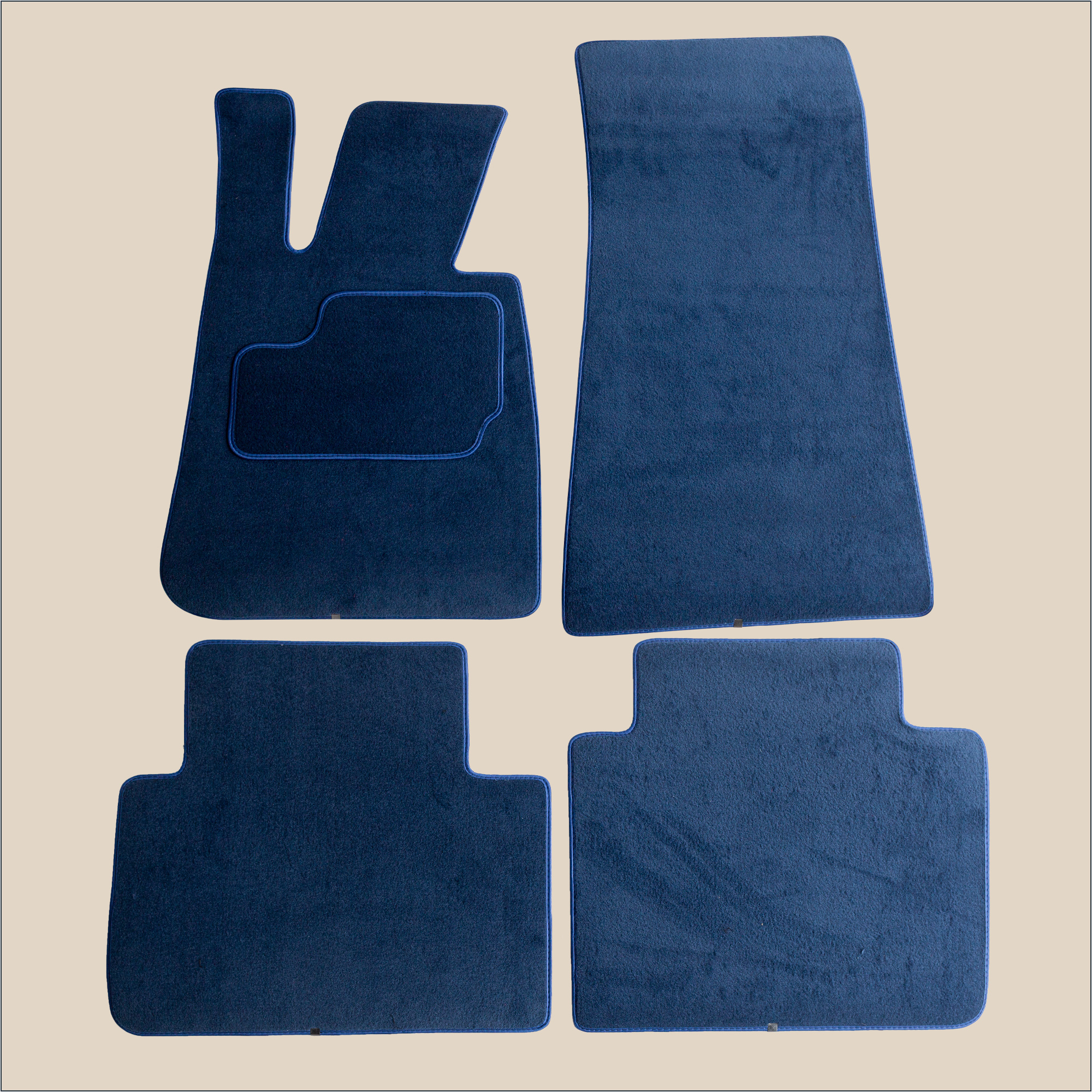 Tapis marine BMW série 6 E24 coupé