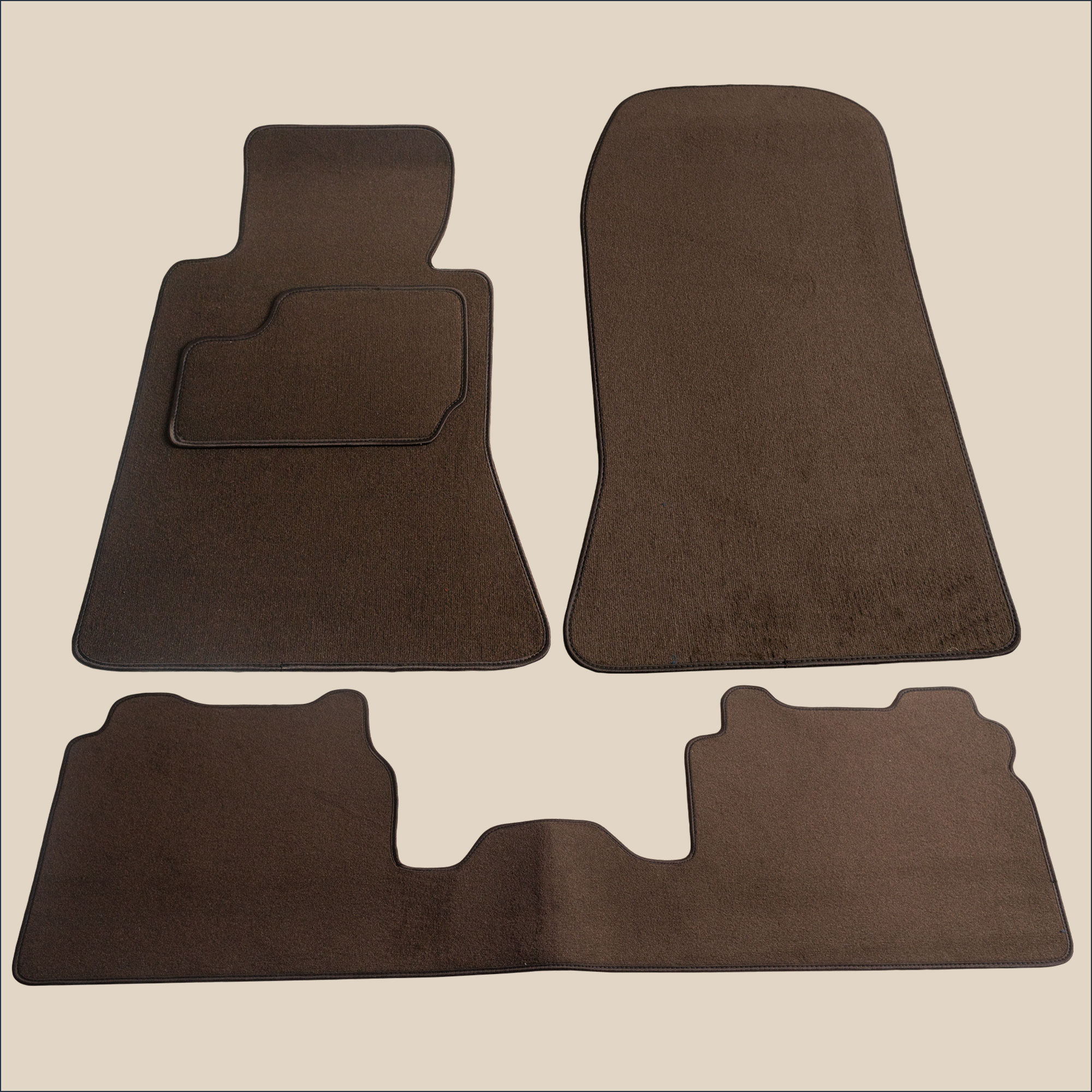 tapis marron mercedes w124 berline