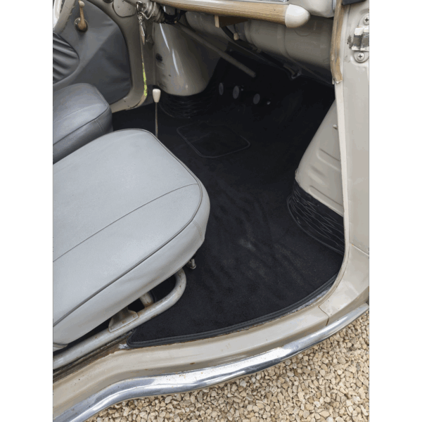 tapis noir renault 4cv