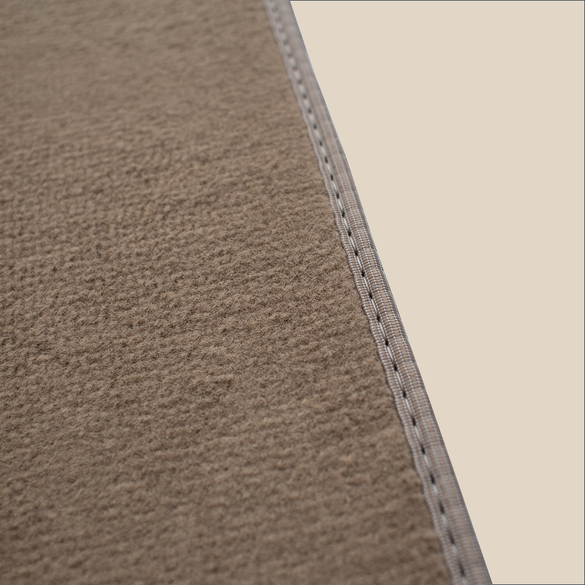 moquette beige voitures anciennes