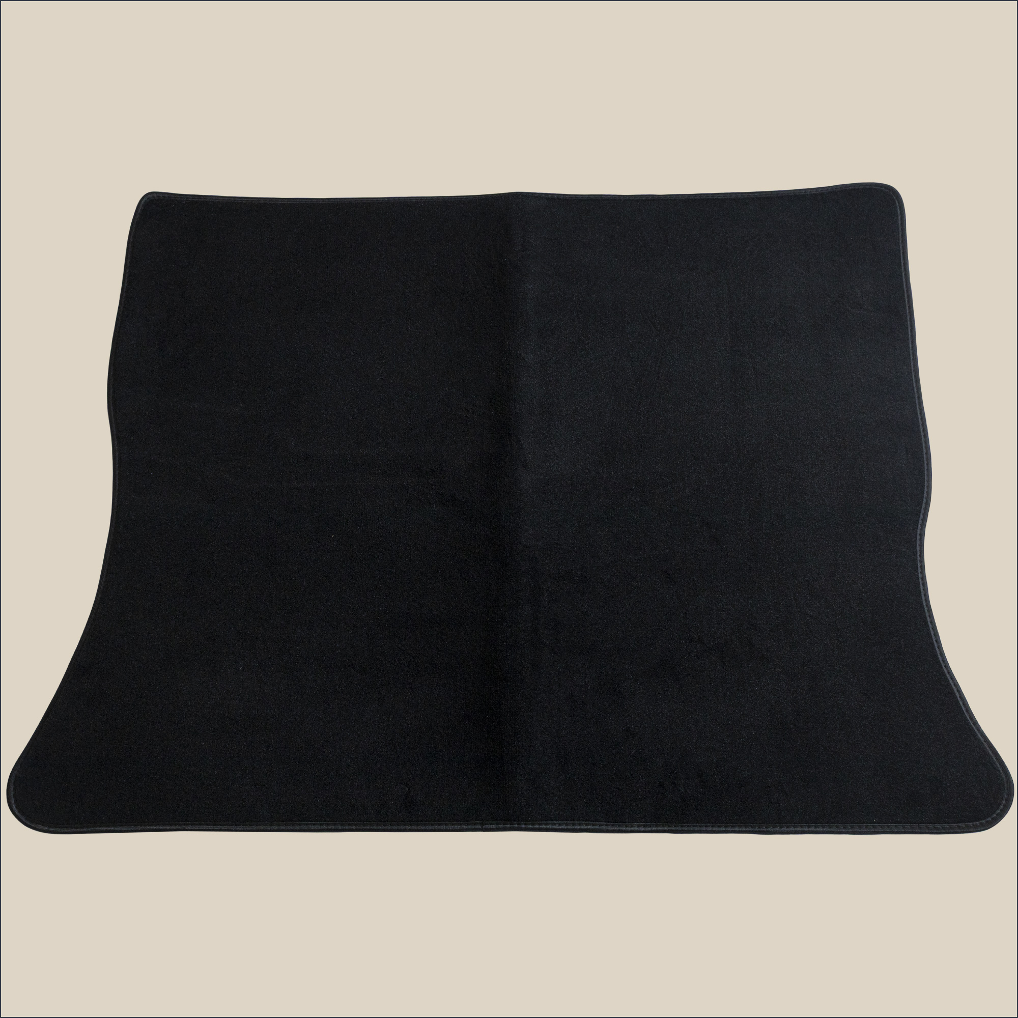 tapis de coffre noir volkswagen golf 1
