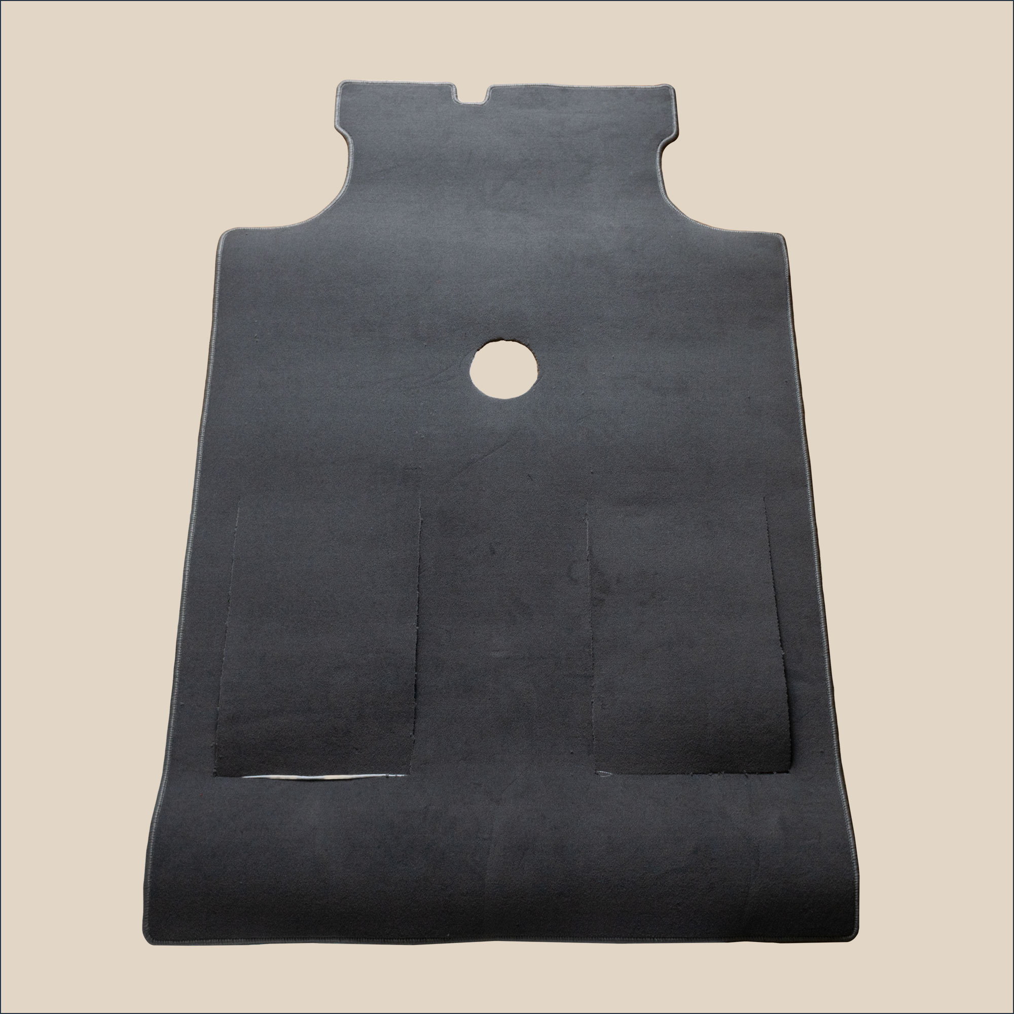 tapis gris panhard 24 bt