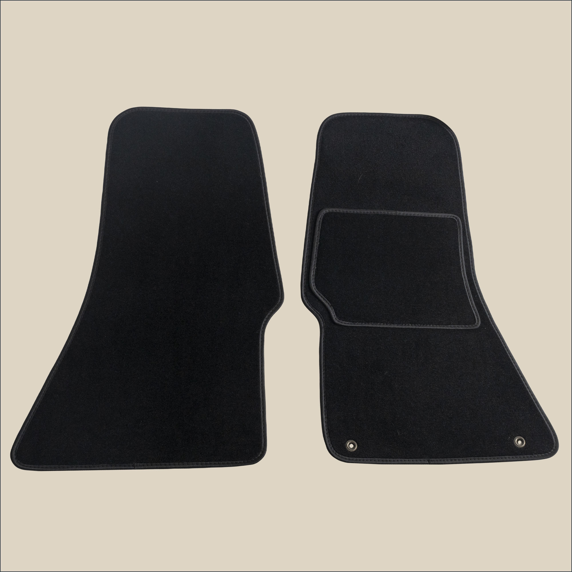 tapis avant noir panther kallista