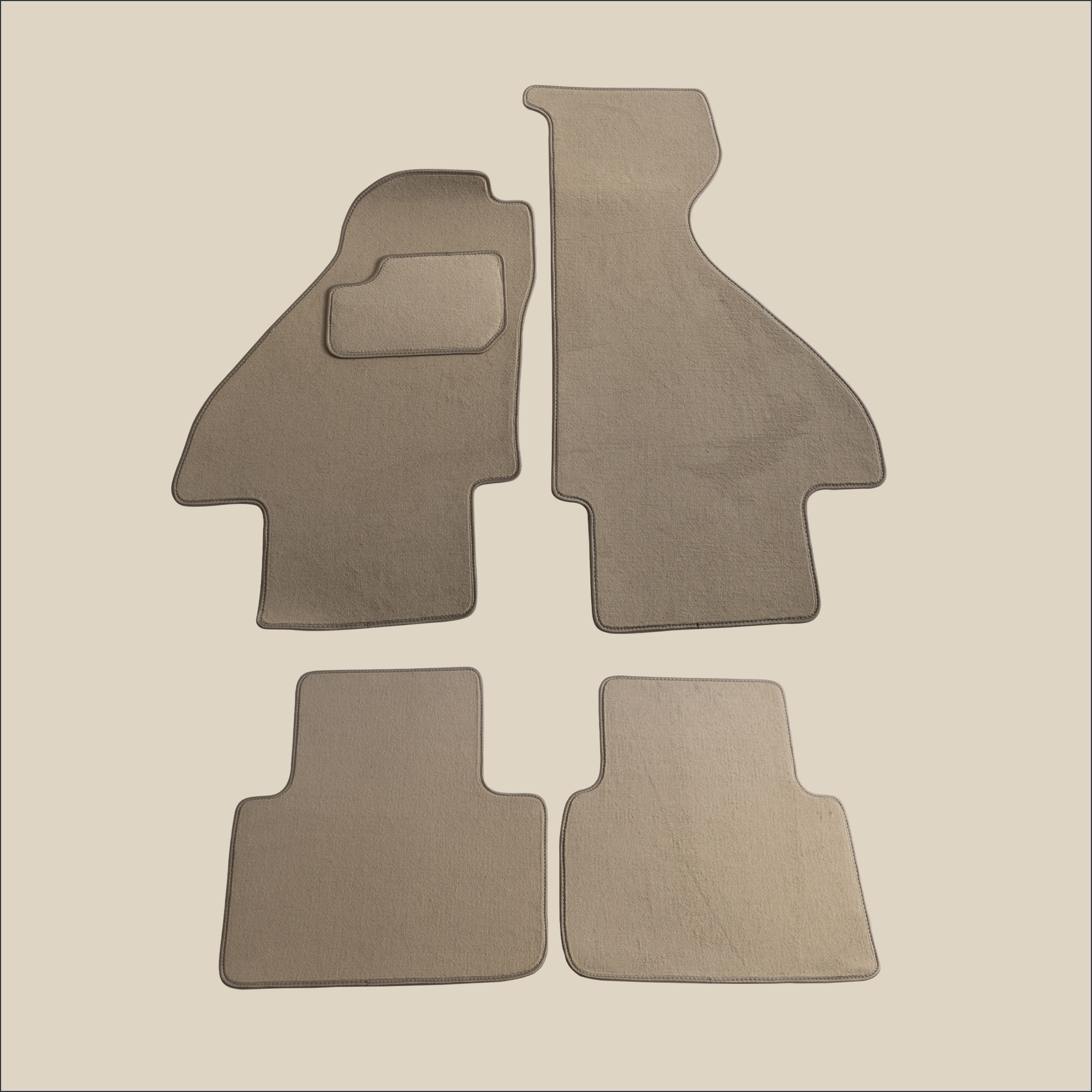 tapis beige ferrari mondial 8 coupe