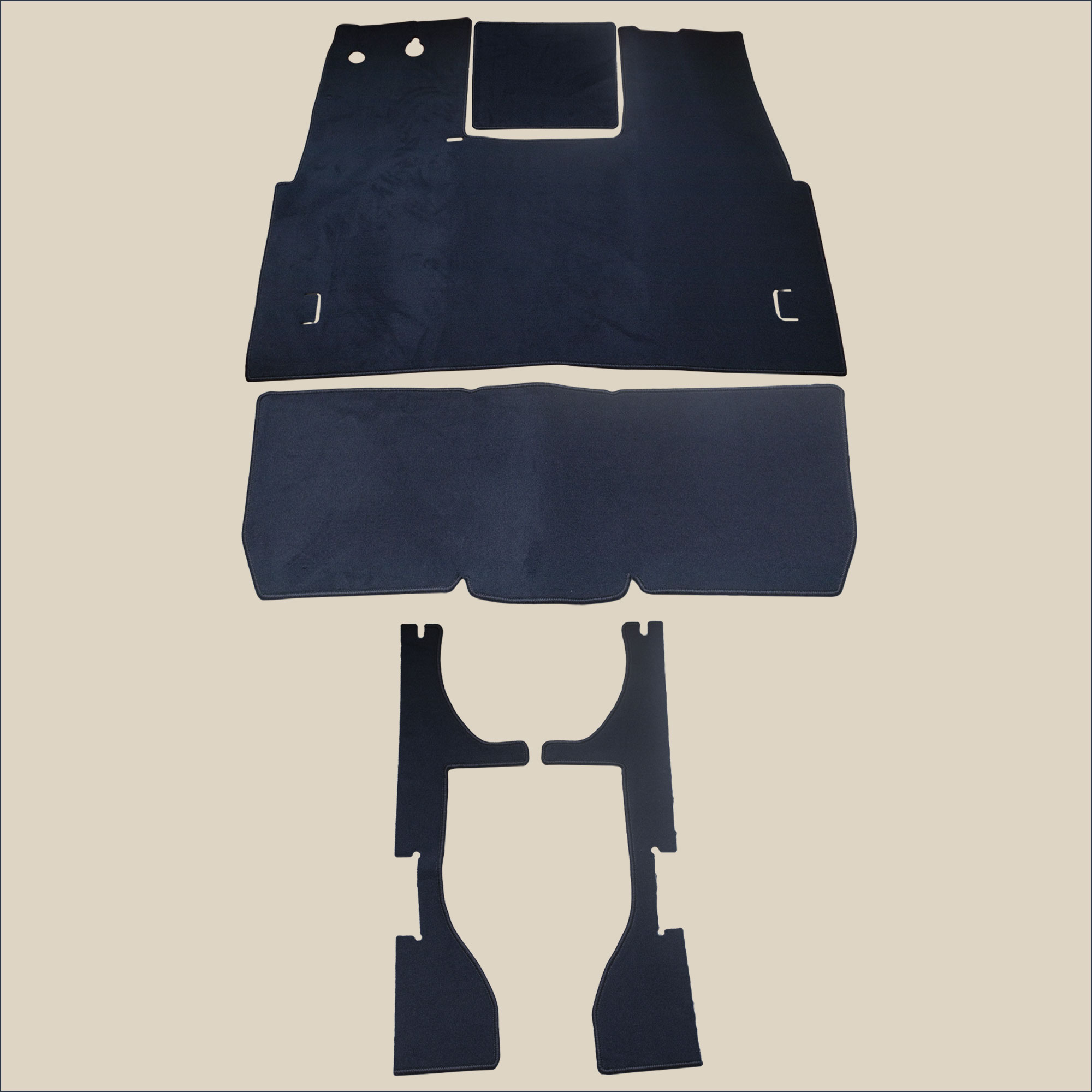 tapis bleu marine simca ariane
