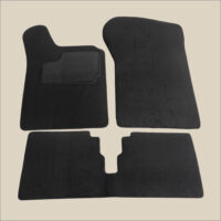 tapis surpiqure rouge peugeot 104