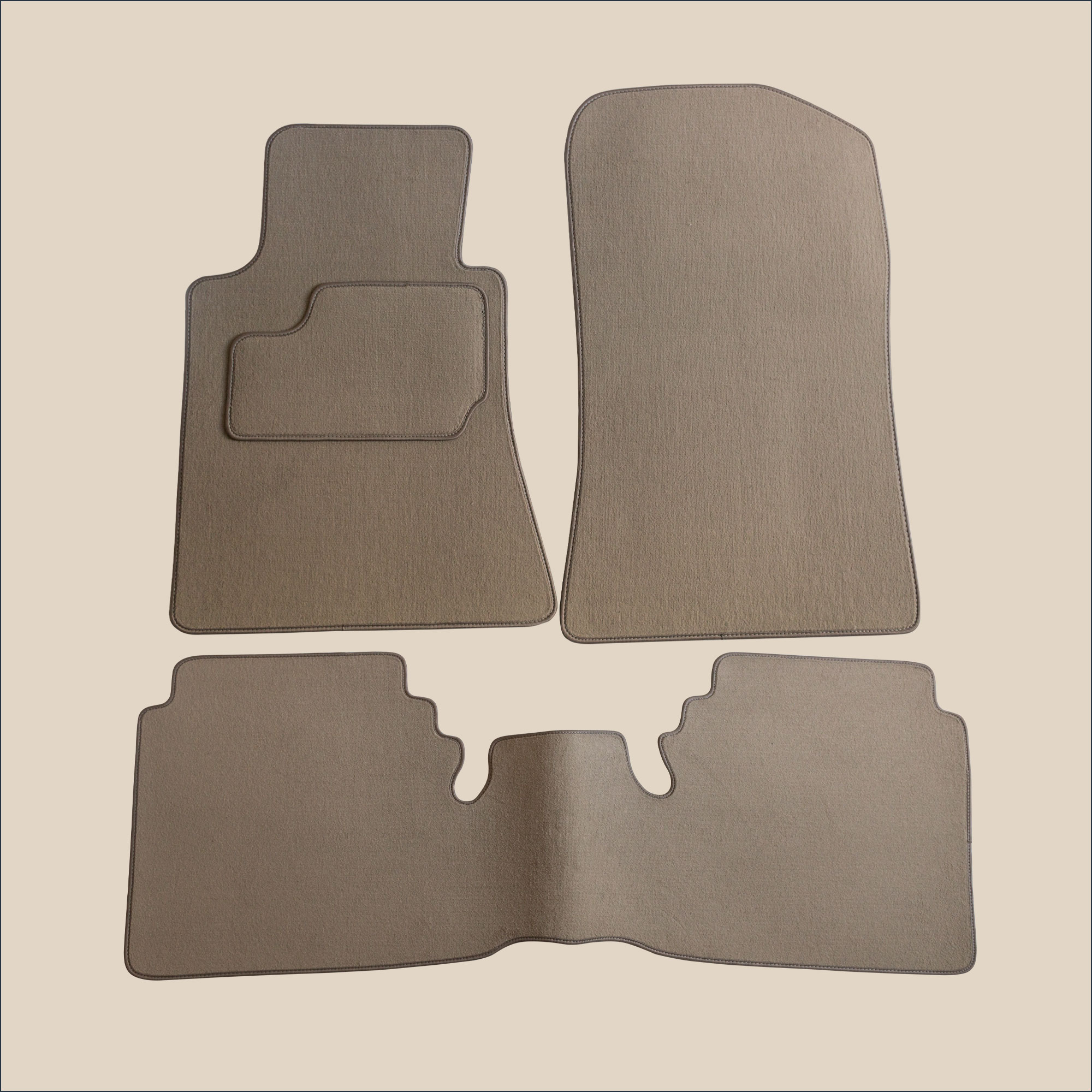 tapis beige mercedes-sel w126