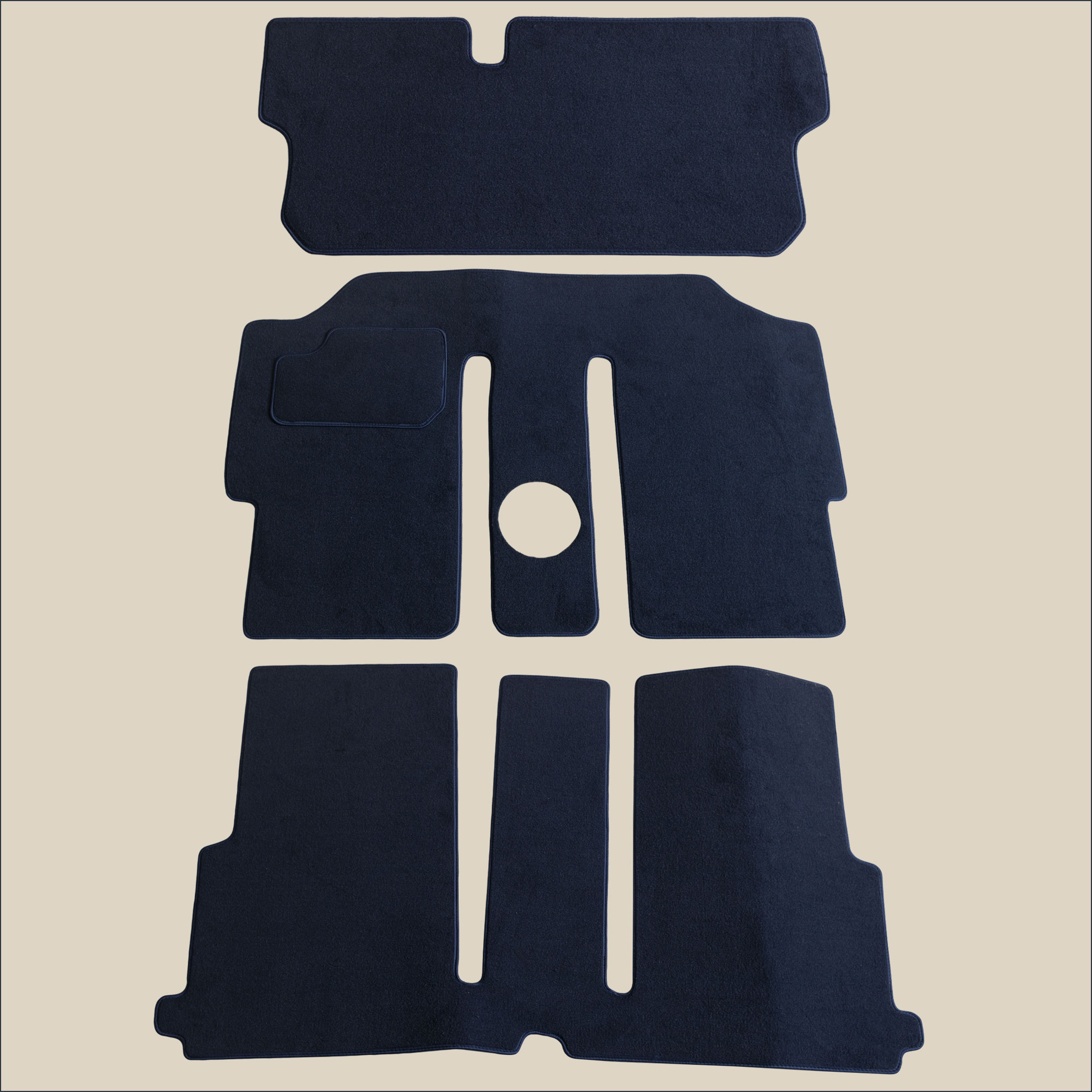 tapis bleu marine panhard 24 ct avec fixations