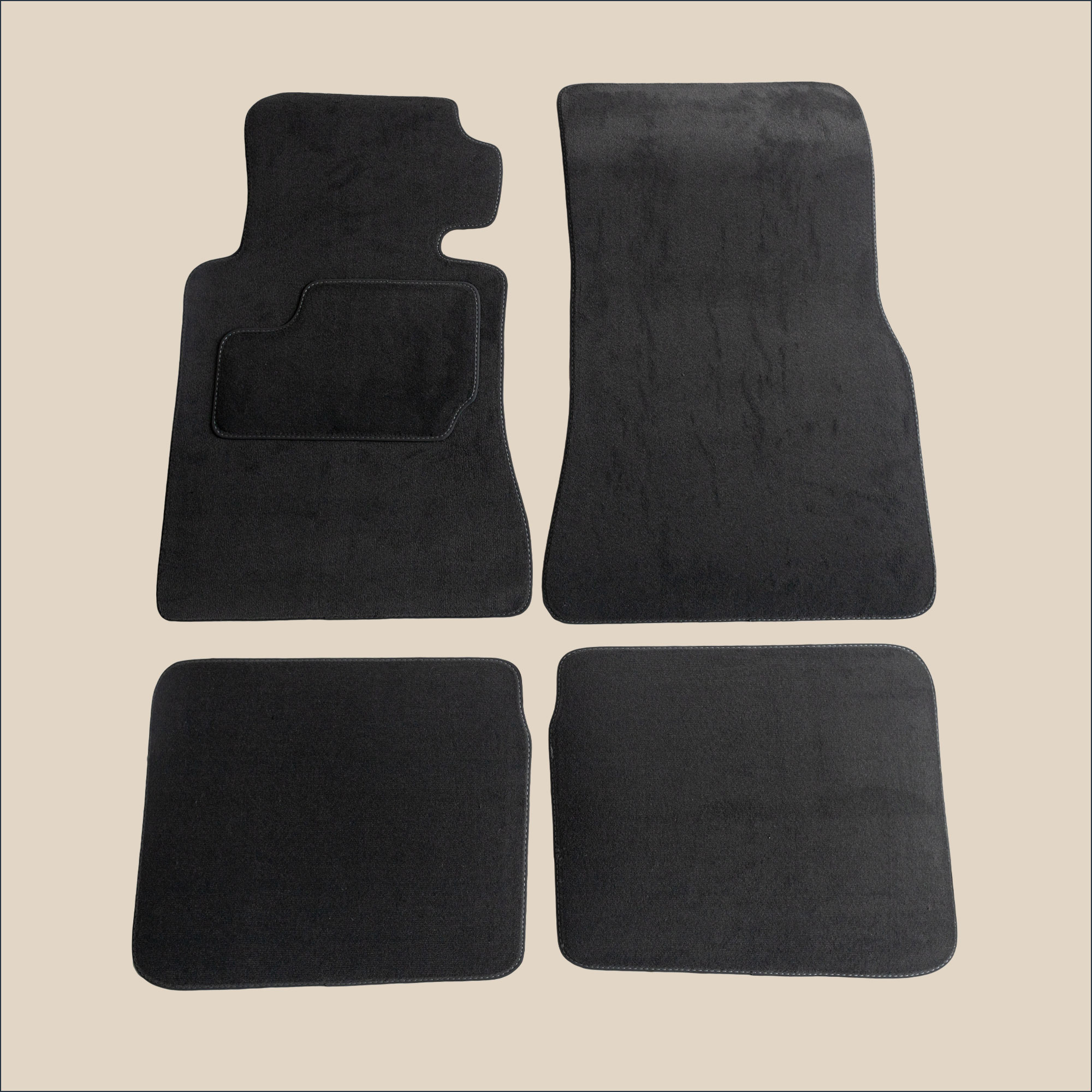 tapis surpiqure gris mercedes se w126