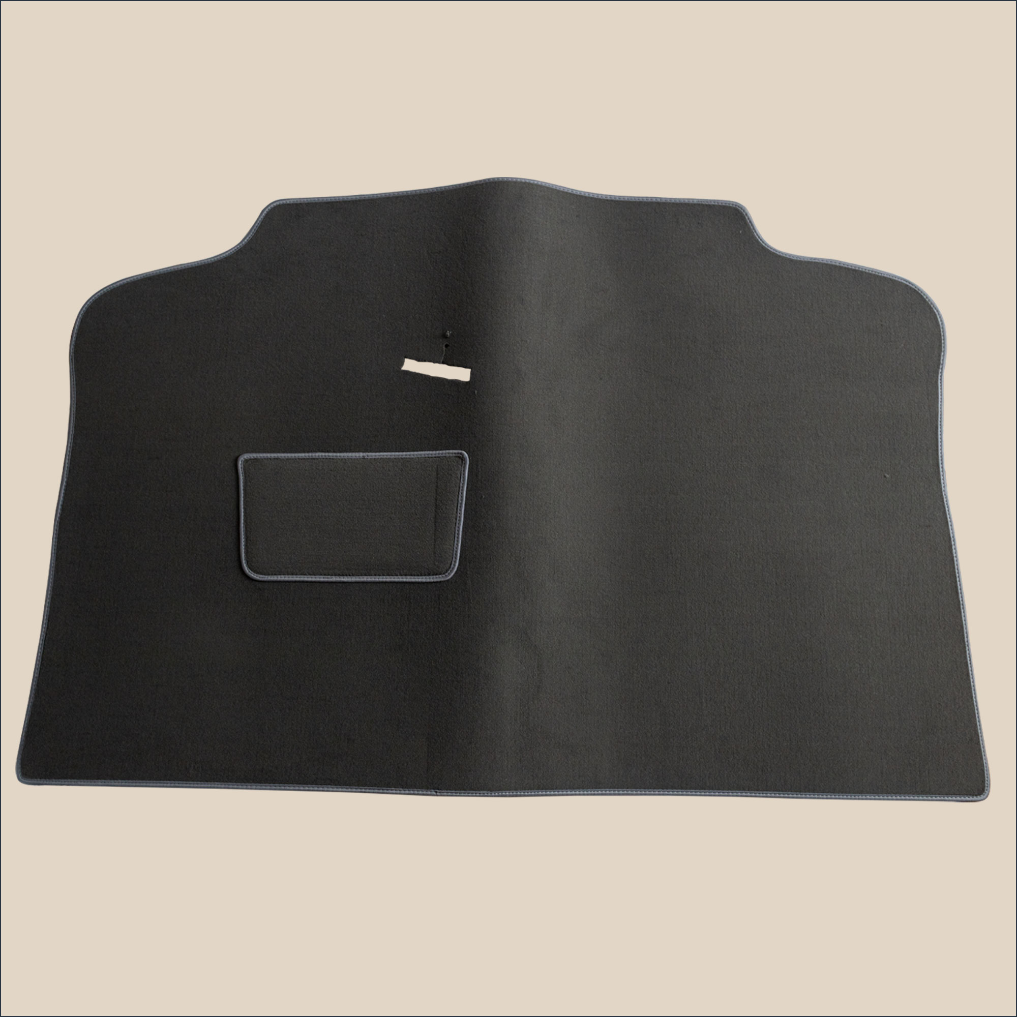 tapis gris avant panhard pl17 berline