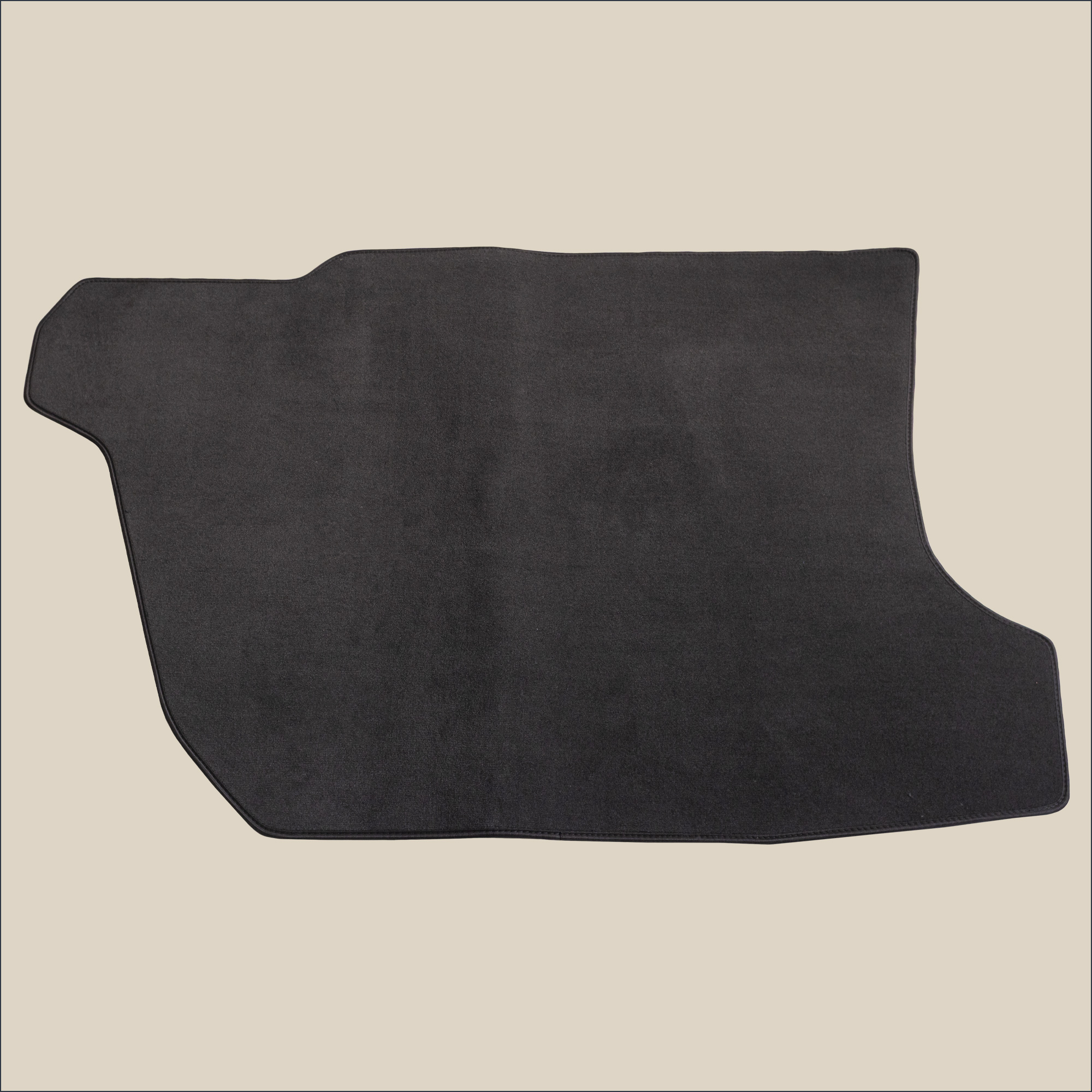 tapis de coffre pour audi 80