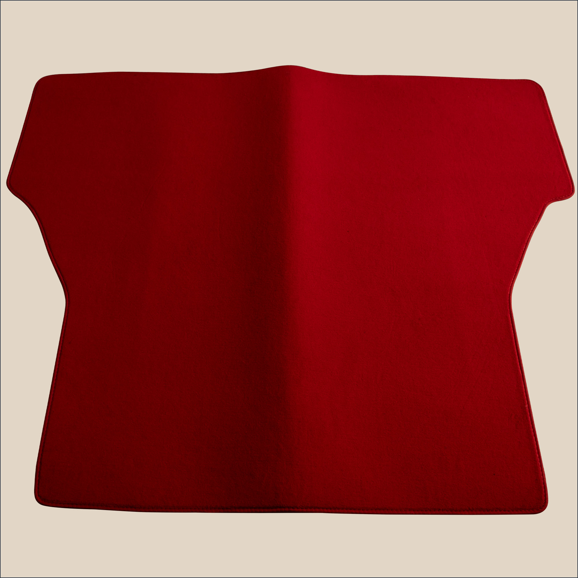 tapis de coffre rouge renault pour 25