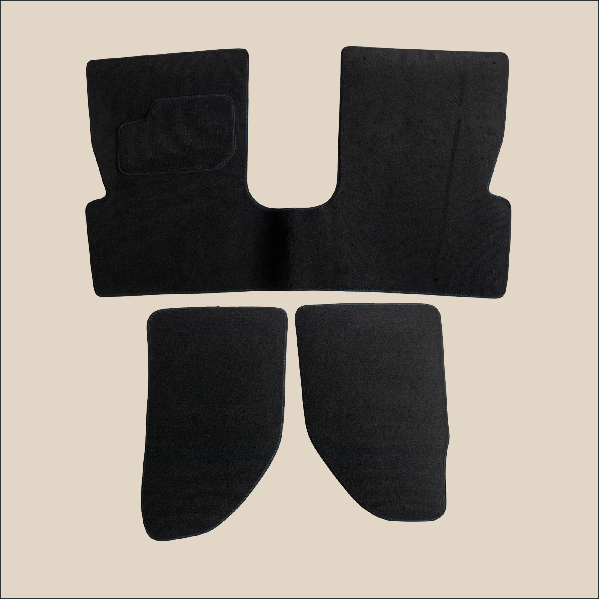 tapis surpiqure bleu renault juvaquatre