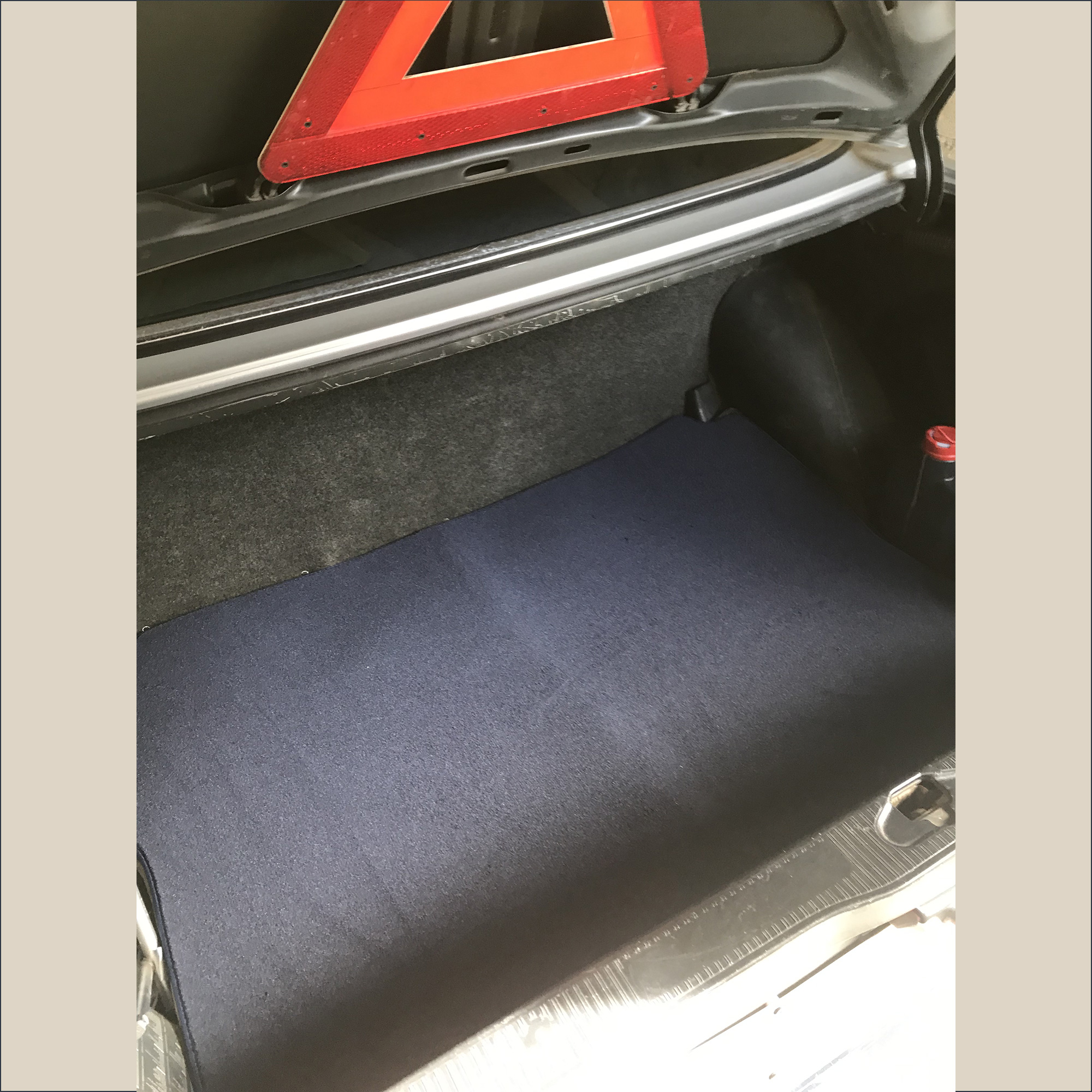 tapis de coffre pour mercedes w123 coupe