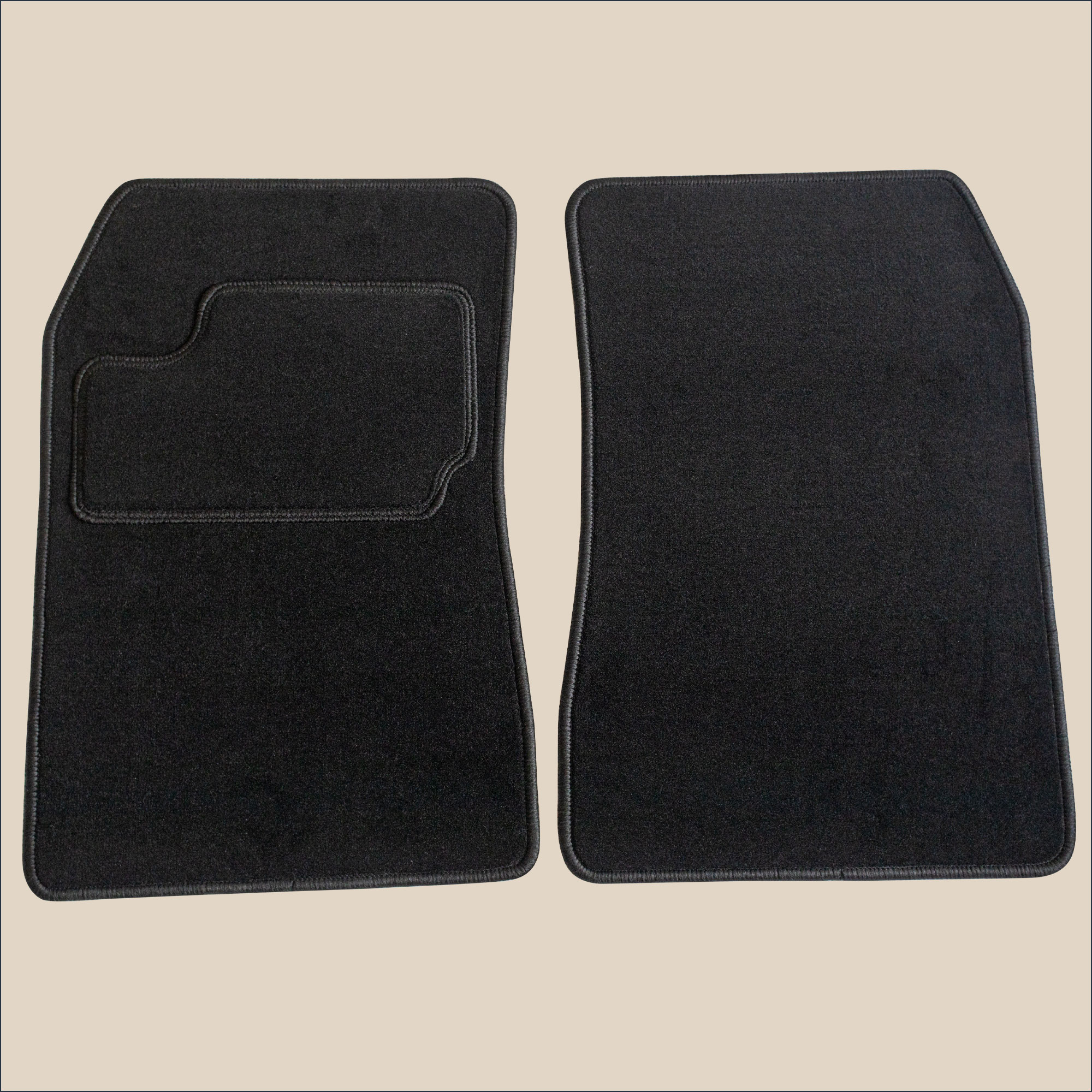 tapis avant noir volkswagen polo 1