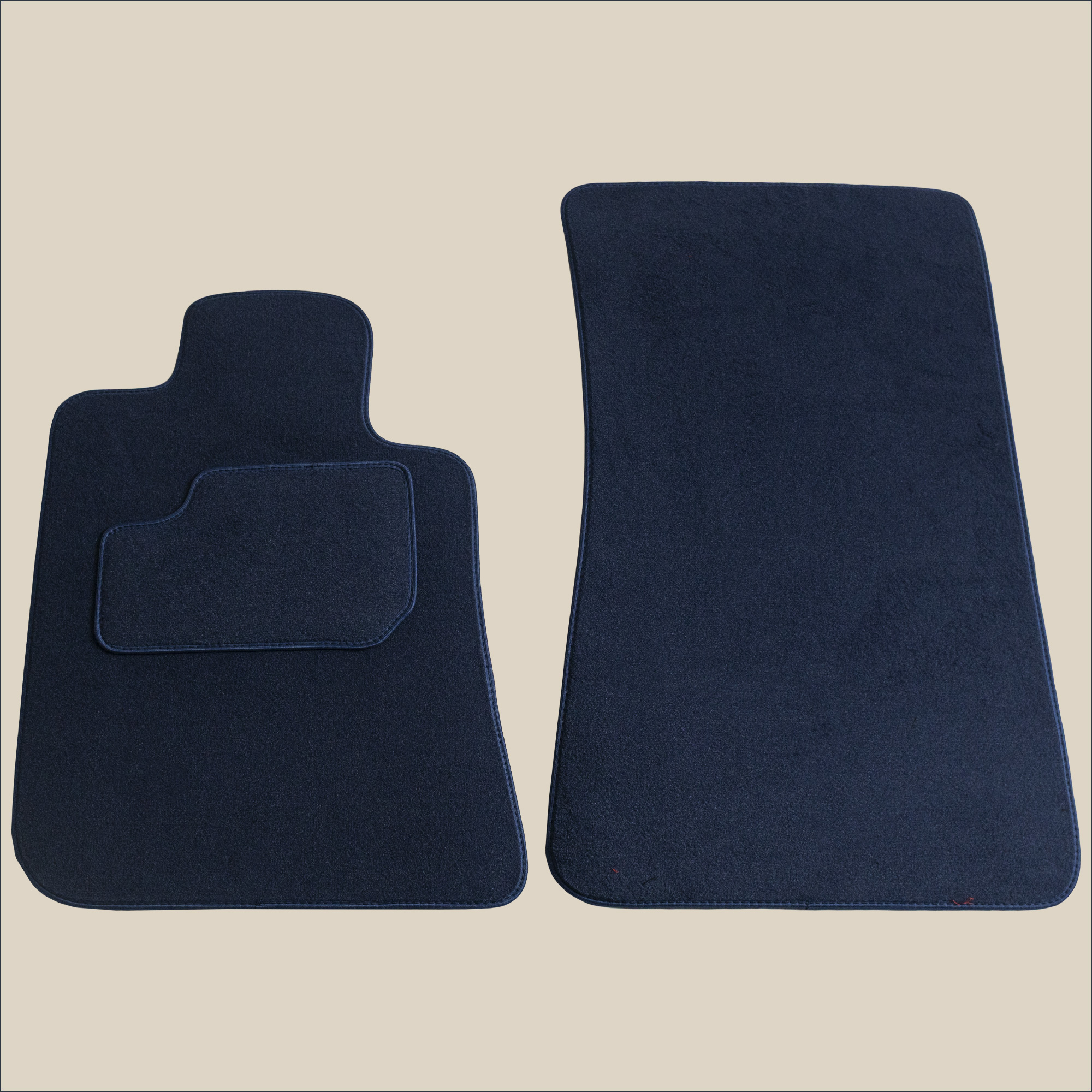 tapis avant bleu marine bmw serie 3 e30 coupe