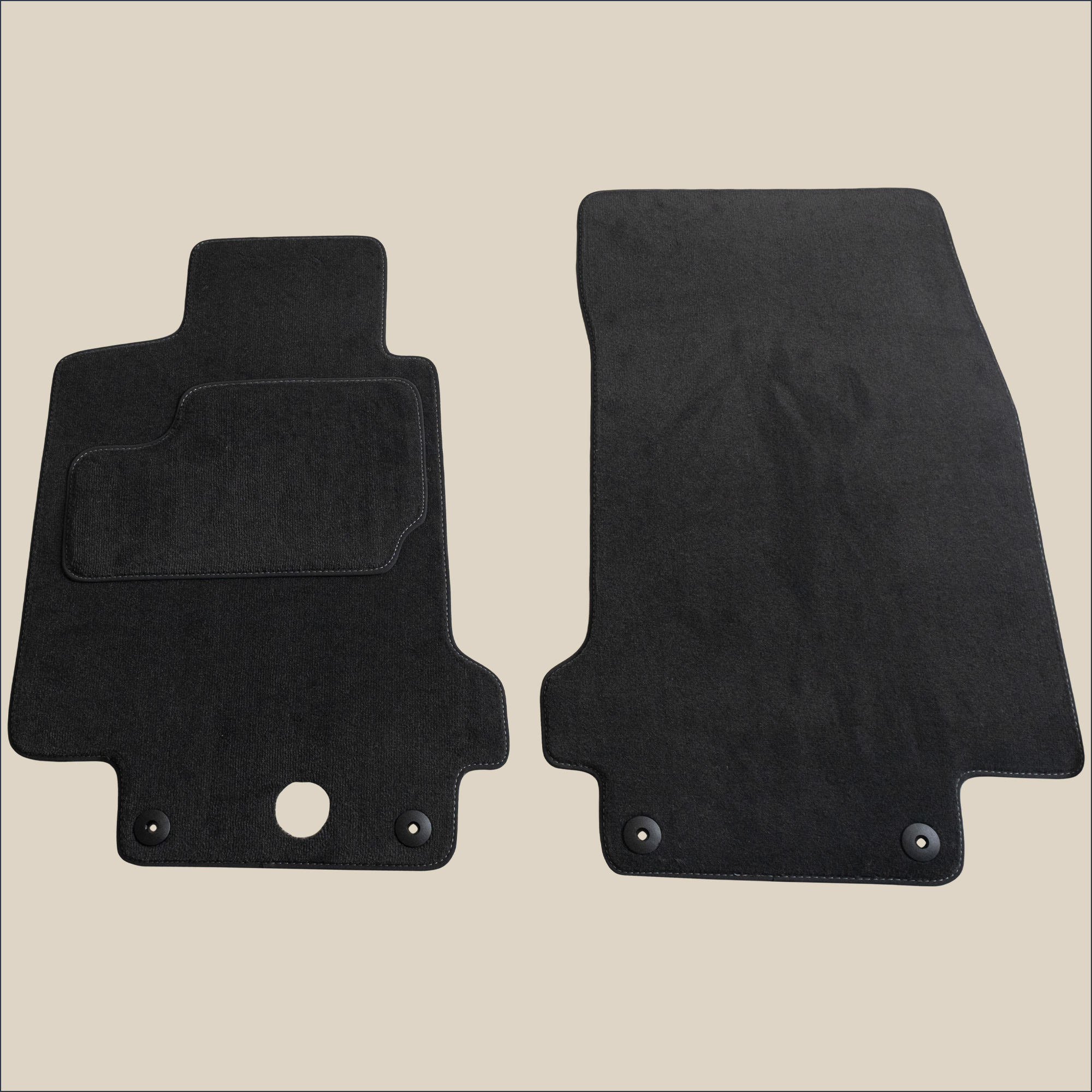 tapis avant surpiqure gris maserati gran turismo phase 1