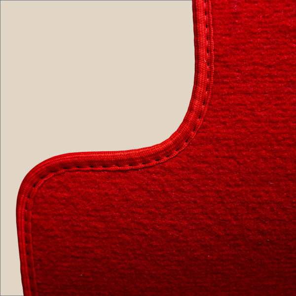 tapis de coffre rouge voitures anciennes youngtimers