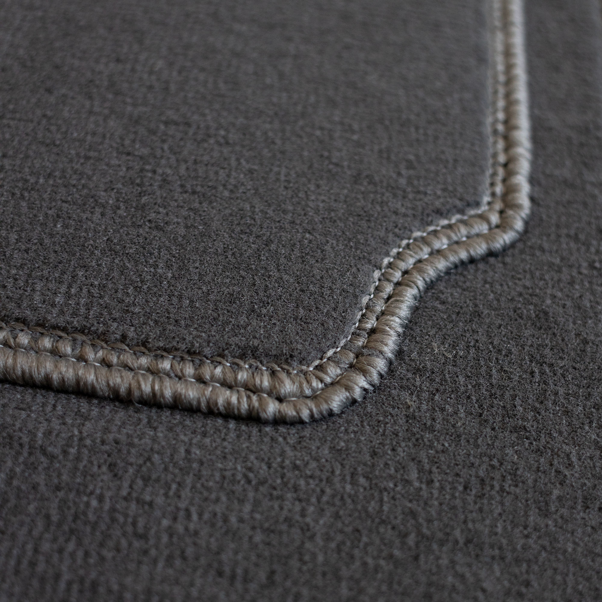 moquette gris sur-mesure voitures ancienes