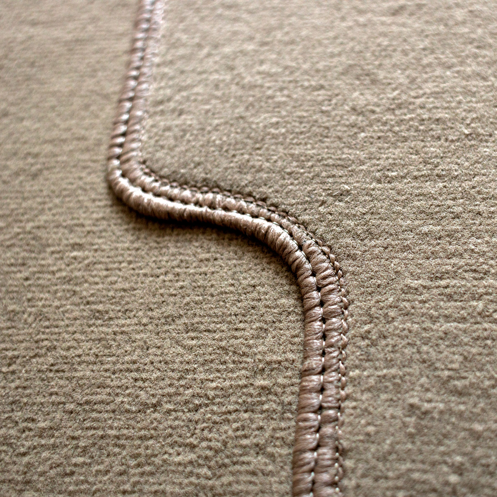 moquette sur-mesure beige voitures anciennes youngtimers