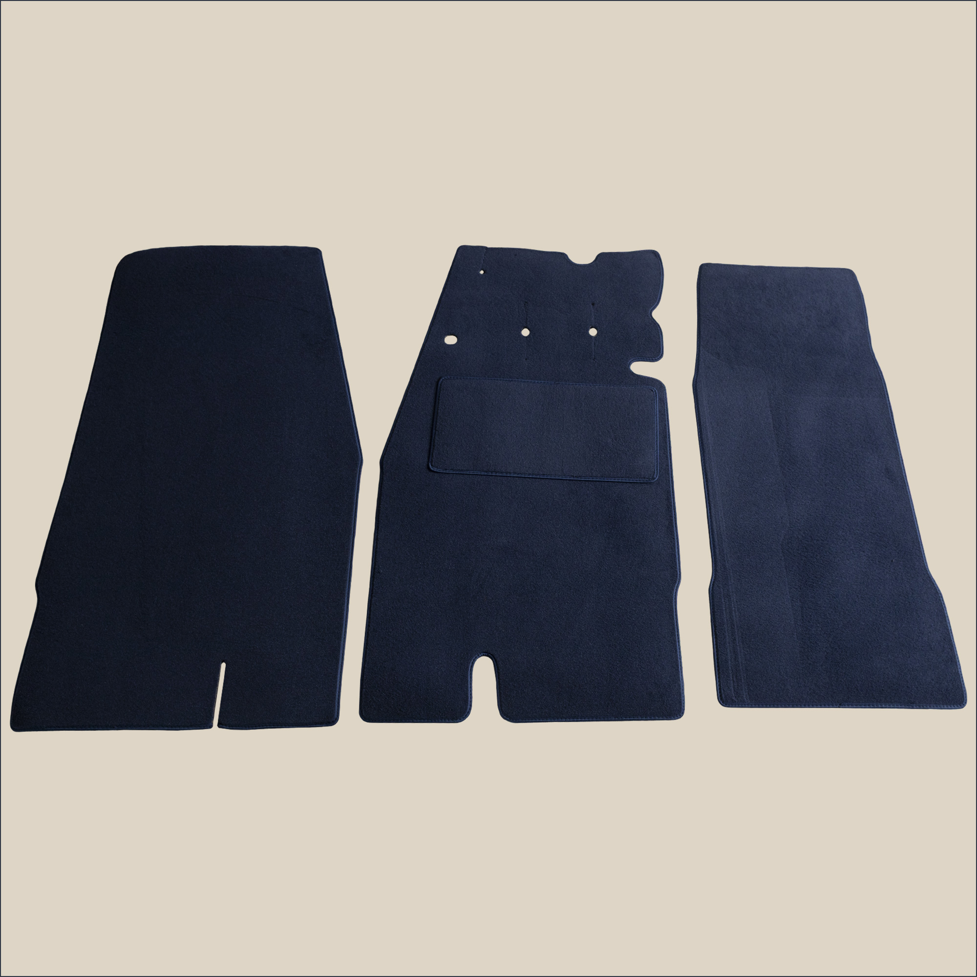 tapis avant bleu marine ford vedette