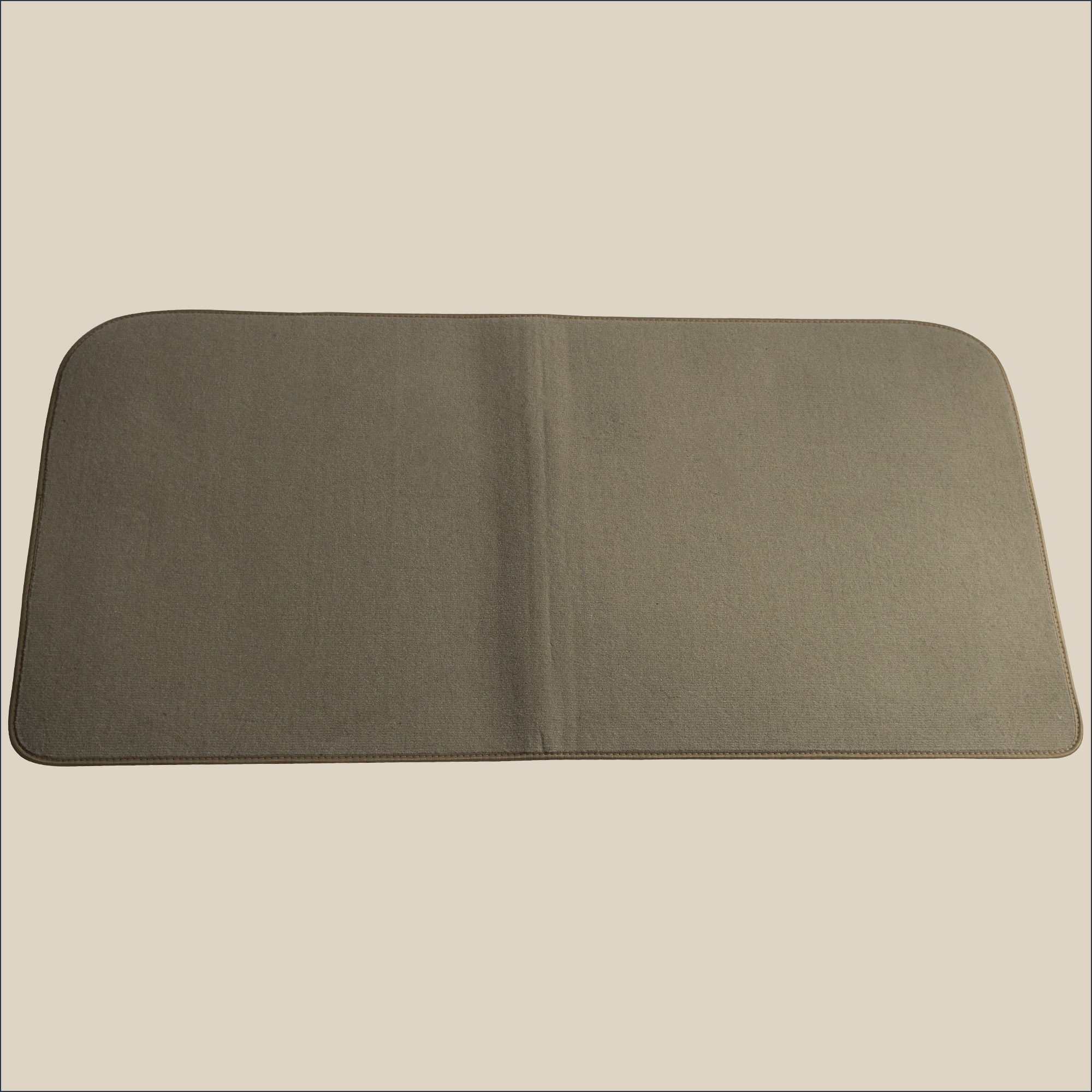 tapis de coffre pour peugeot 504 coupe v6